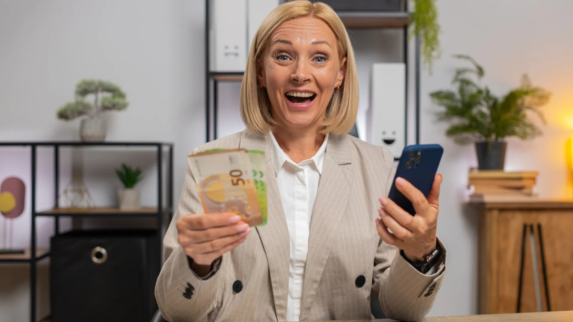 
                    Chuva de dinheiro! Estes 3 signos entram numa fase de abundância
                