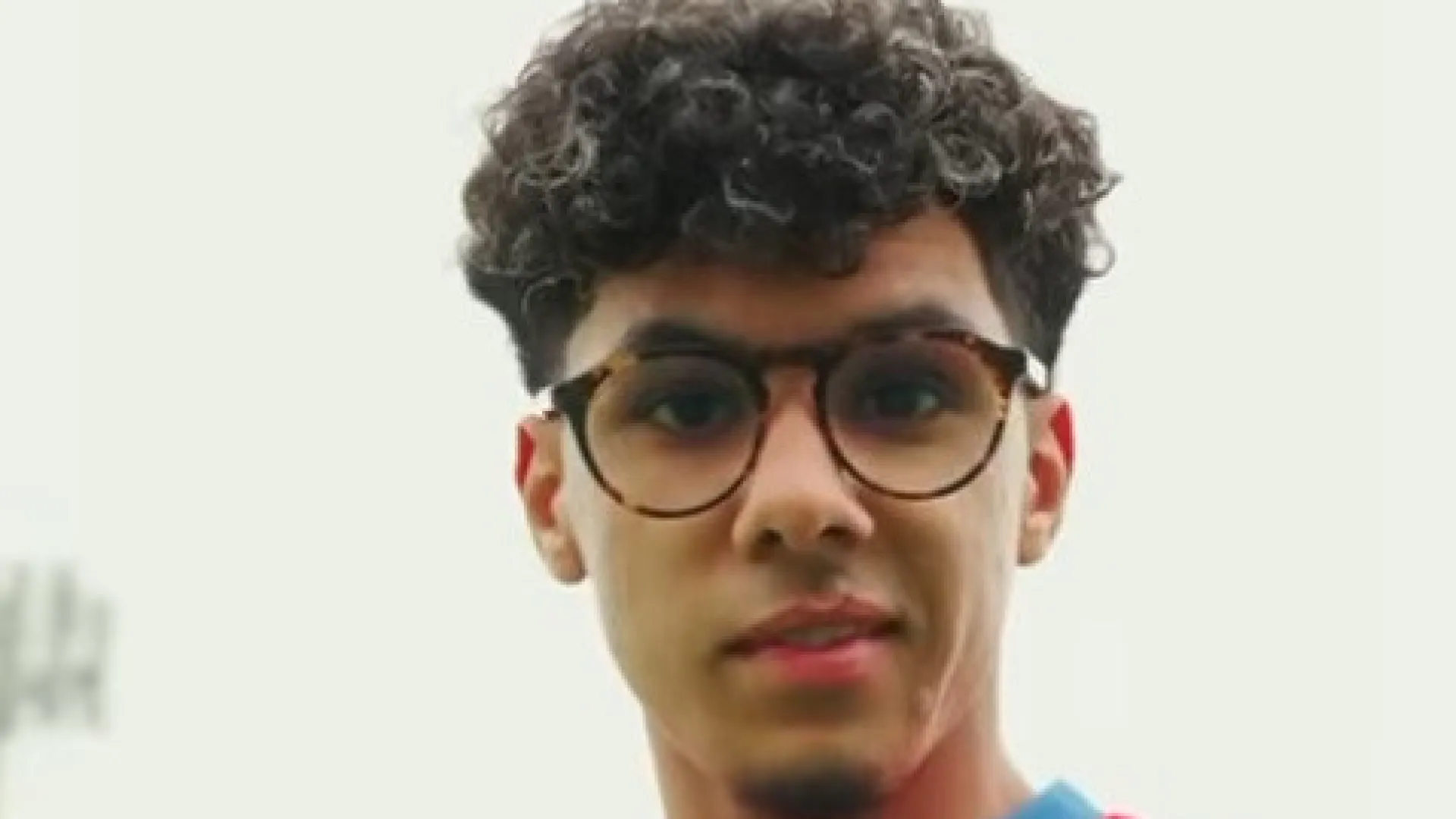 
                    Oficial: Marroquino Zakaria Kassary reforça Alverca por empréstimo
                