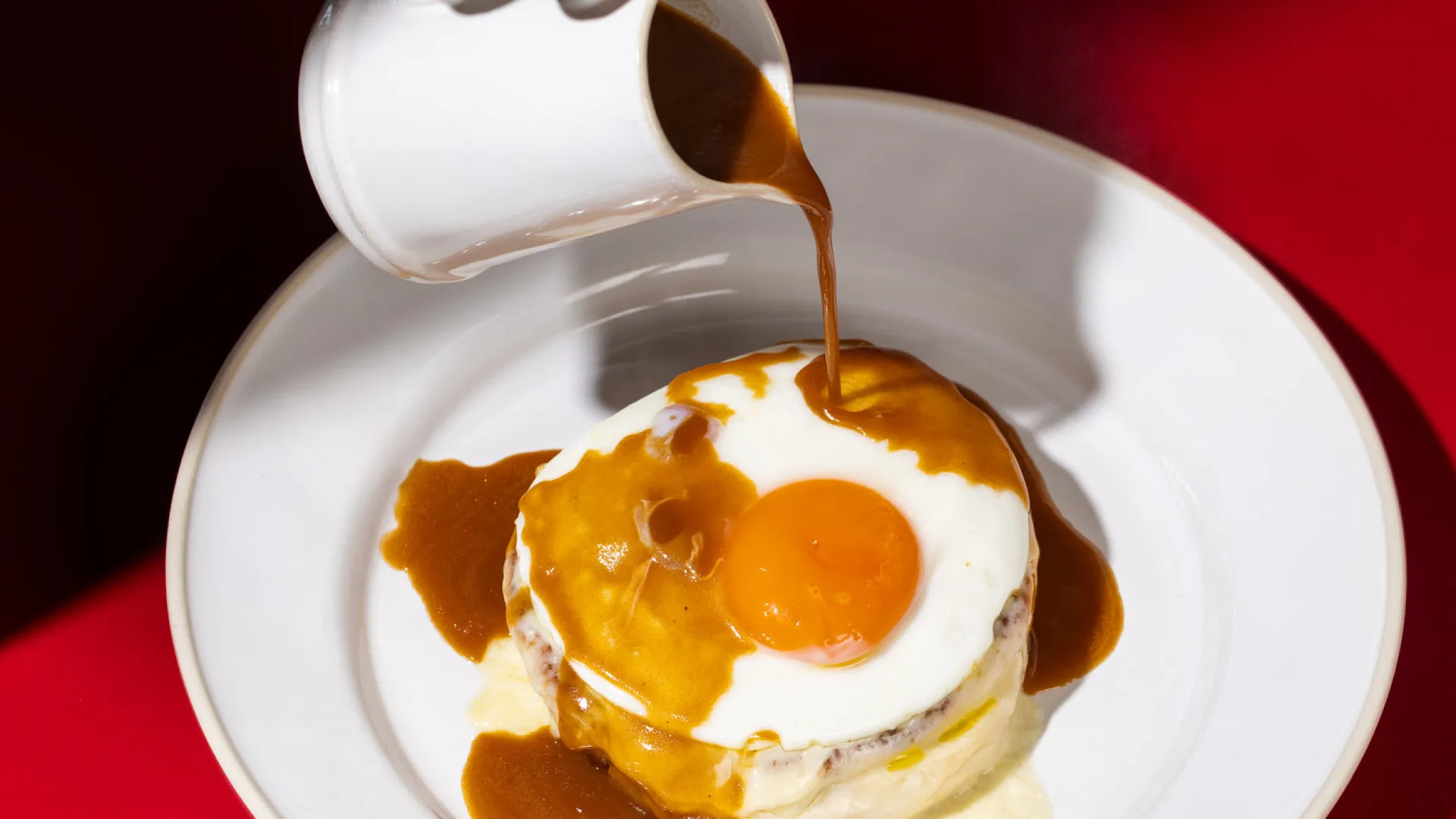 
                    Se gosta de francesinhas, tem de ir provar as criações da chef Marlene
                