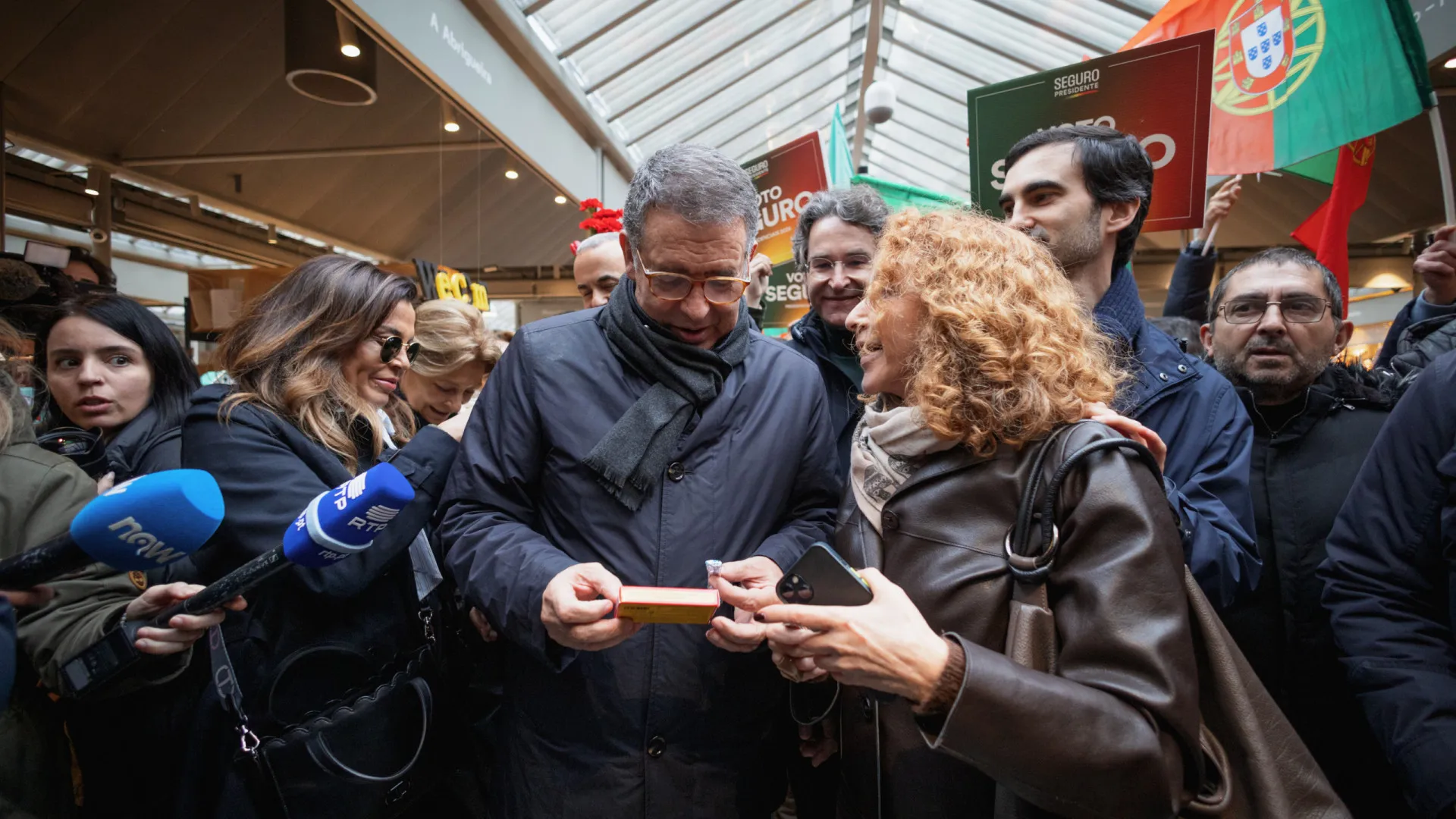 
                    Tropas na Gronelândia? Seguro recusa falar sem 