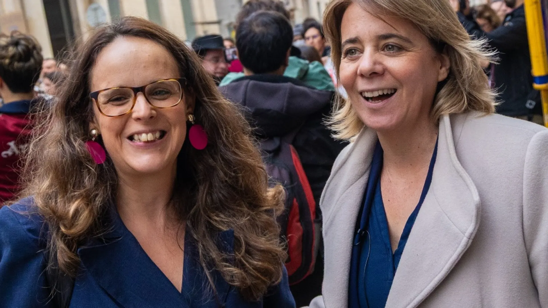 
                    Catarina Martins acusa ministra do Trabalho de ser 