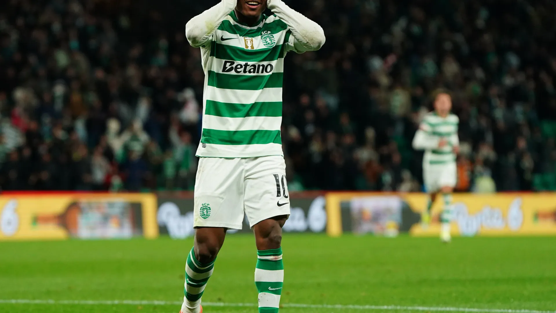 
                    Geny Catamo de volta a Alvalade: 