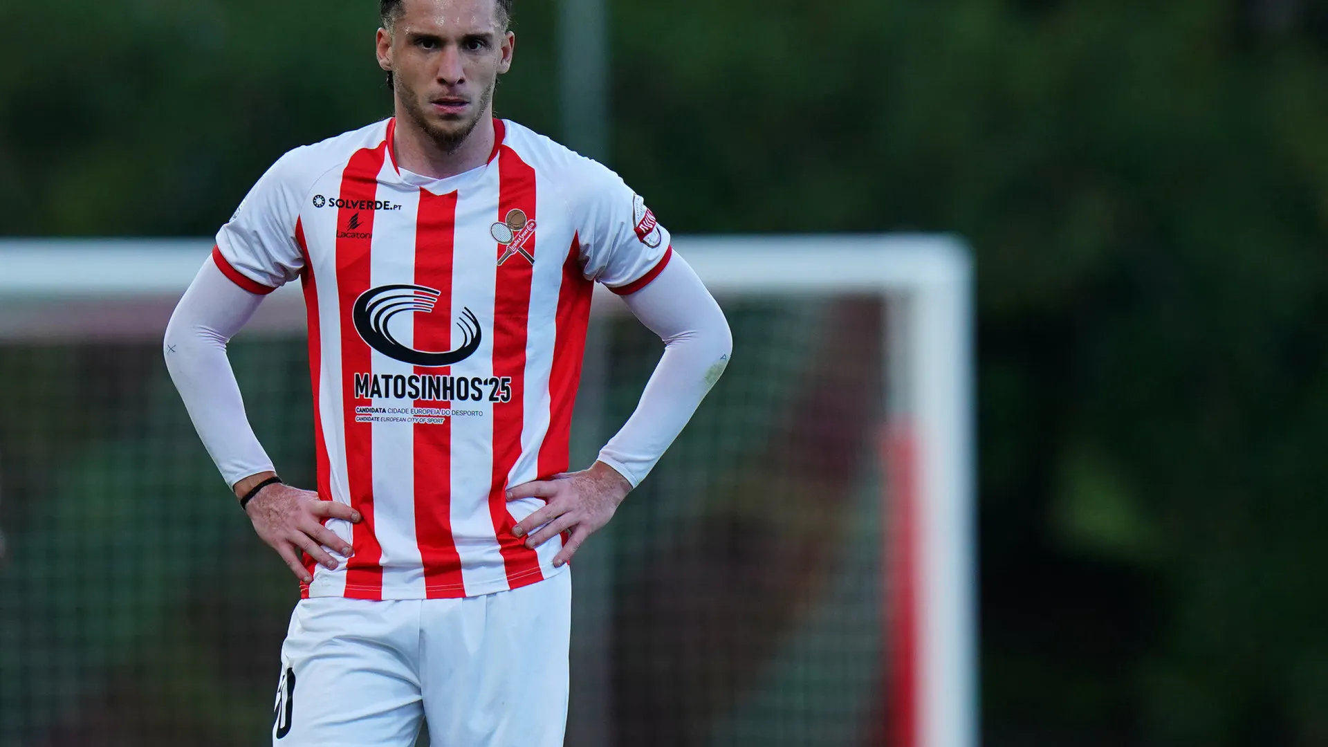 
                    Paulité e ferros mantêm Leixões e Oliveirense na luta pela manutenção
                