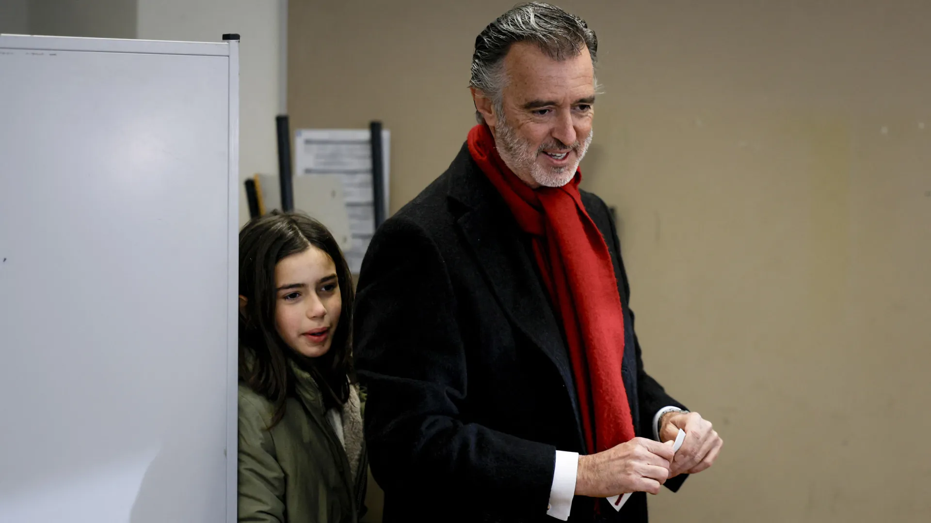 
                    Candidatura de Cotrim assume que 2.ª volta é improvável, não impossível
                