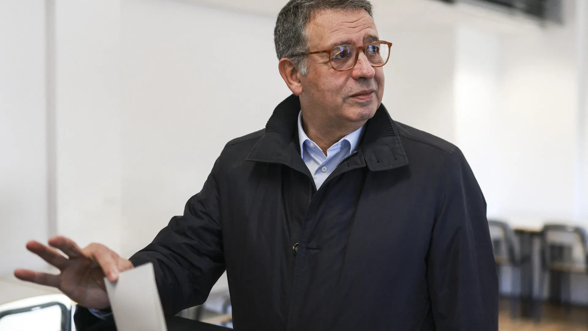 
                    Seguro lamenta morte do 