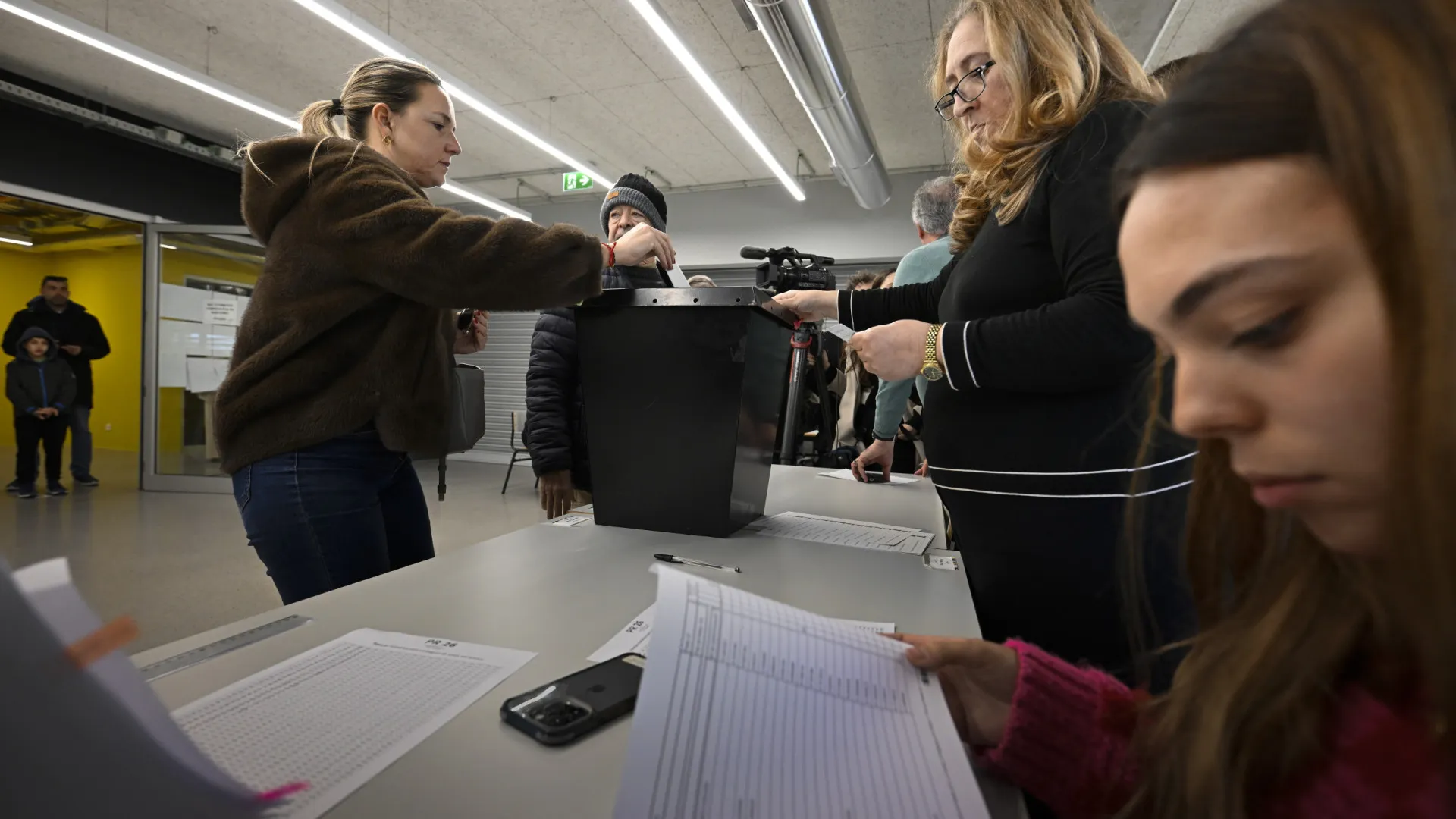 
                    Quem venceu no seu distrito, concelho, freguesia? Resultados da 1.ª volta
                