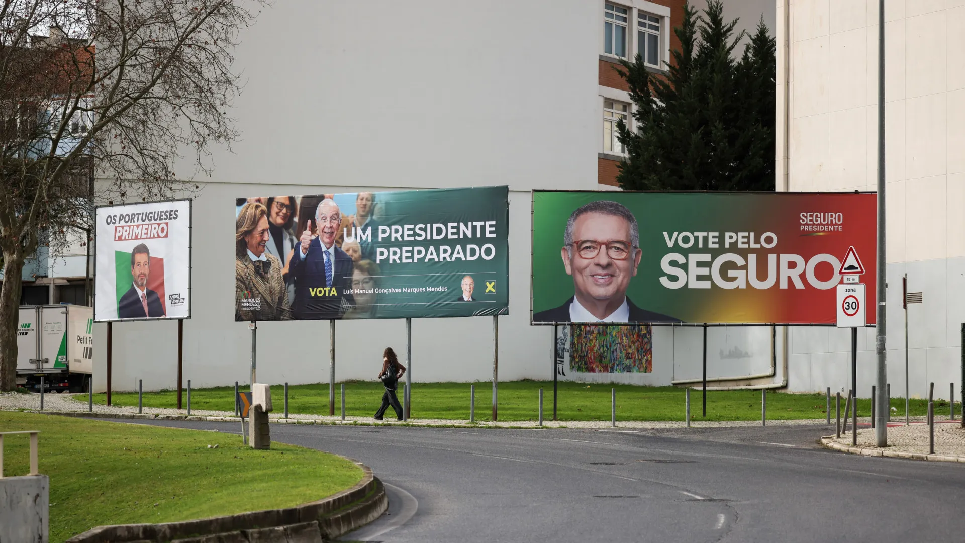 
                    Seguro ou Ventura, um deles será o próximo Presidente. Recorde os perfis
                