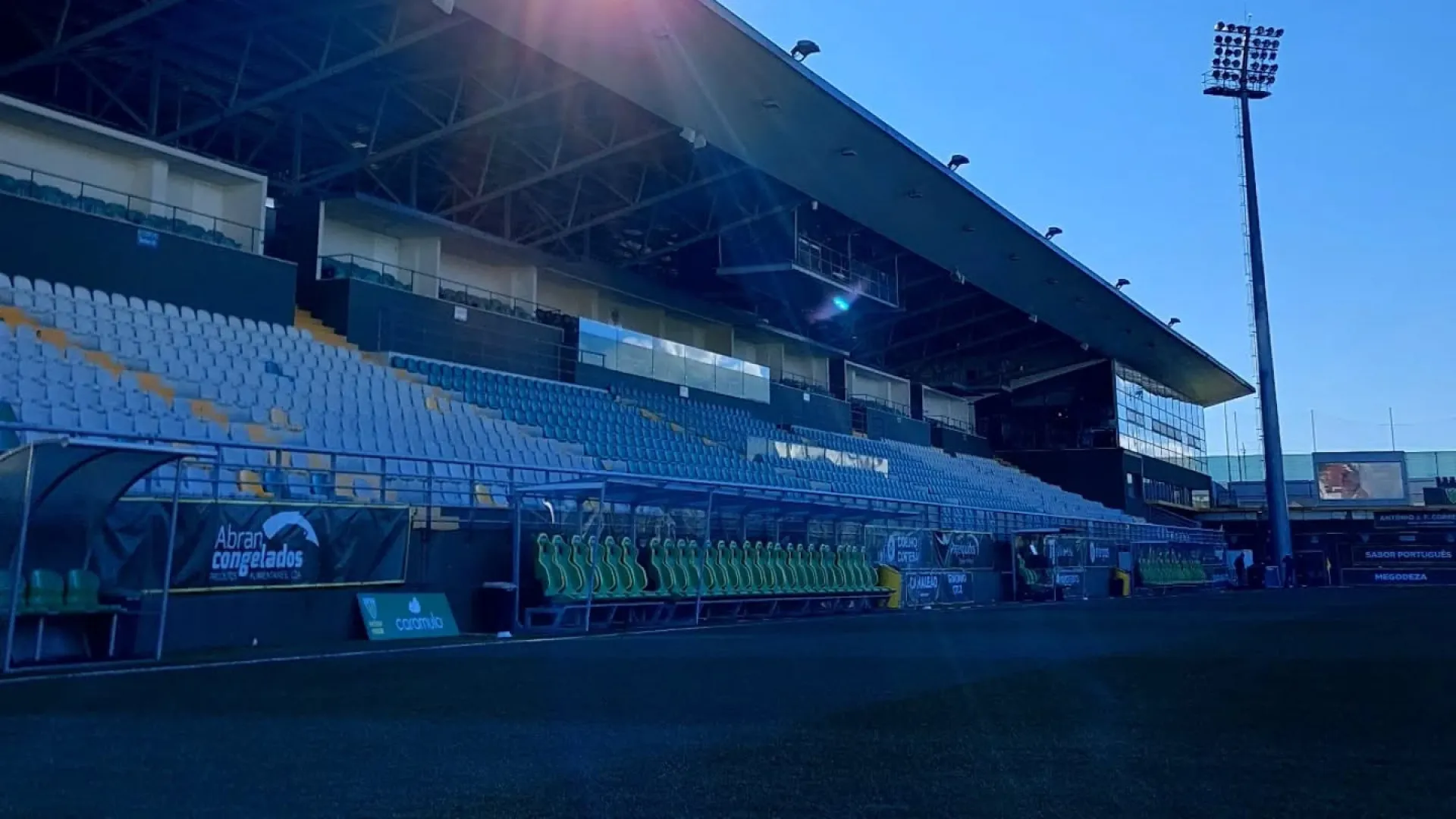 
                    EM DIRETO: Aí está o Tondela-Sporting de Braga antes do Vitória-FC Porto
                