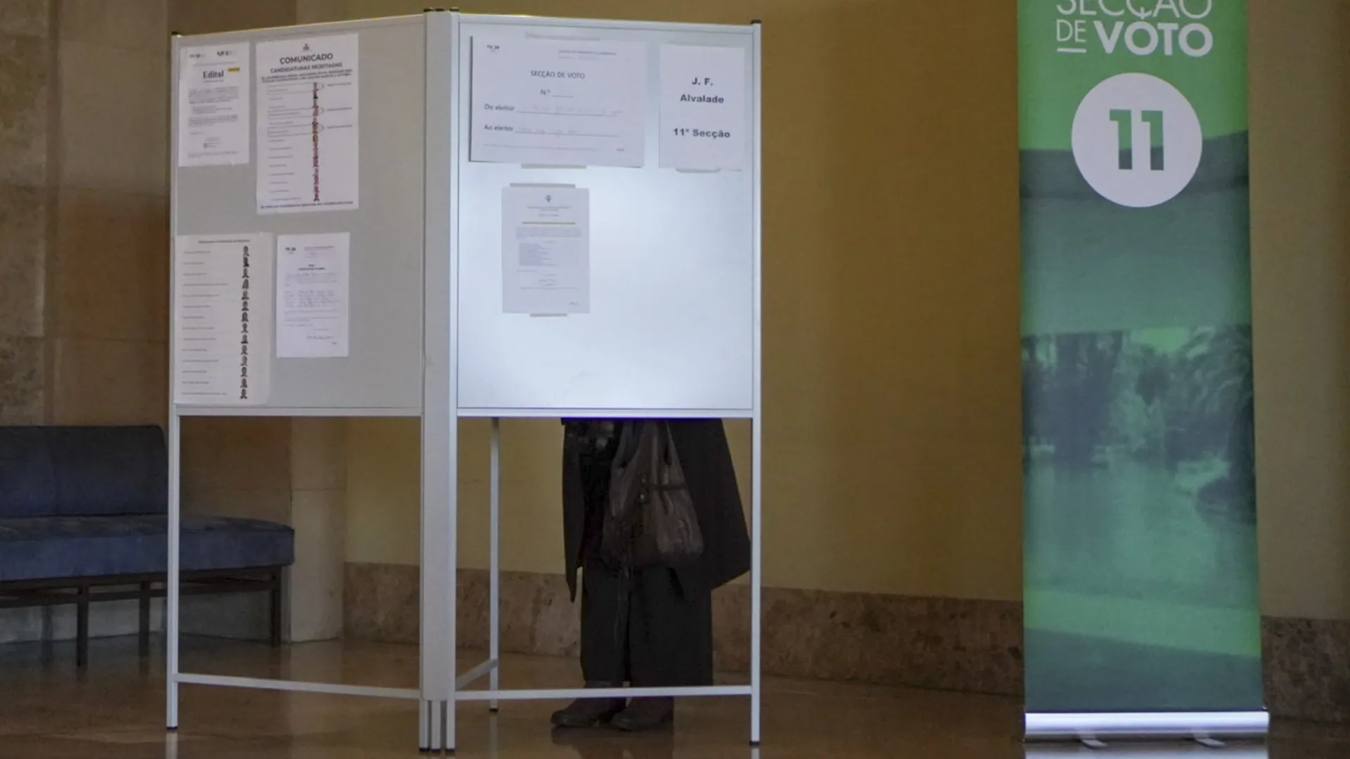 
                    Chuva vai dar tréguas para ir às urnas? Sim, mas depois intensifica-se
                