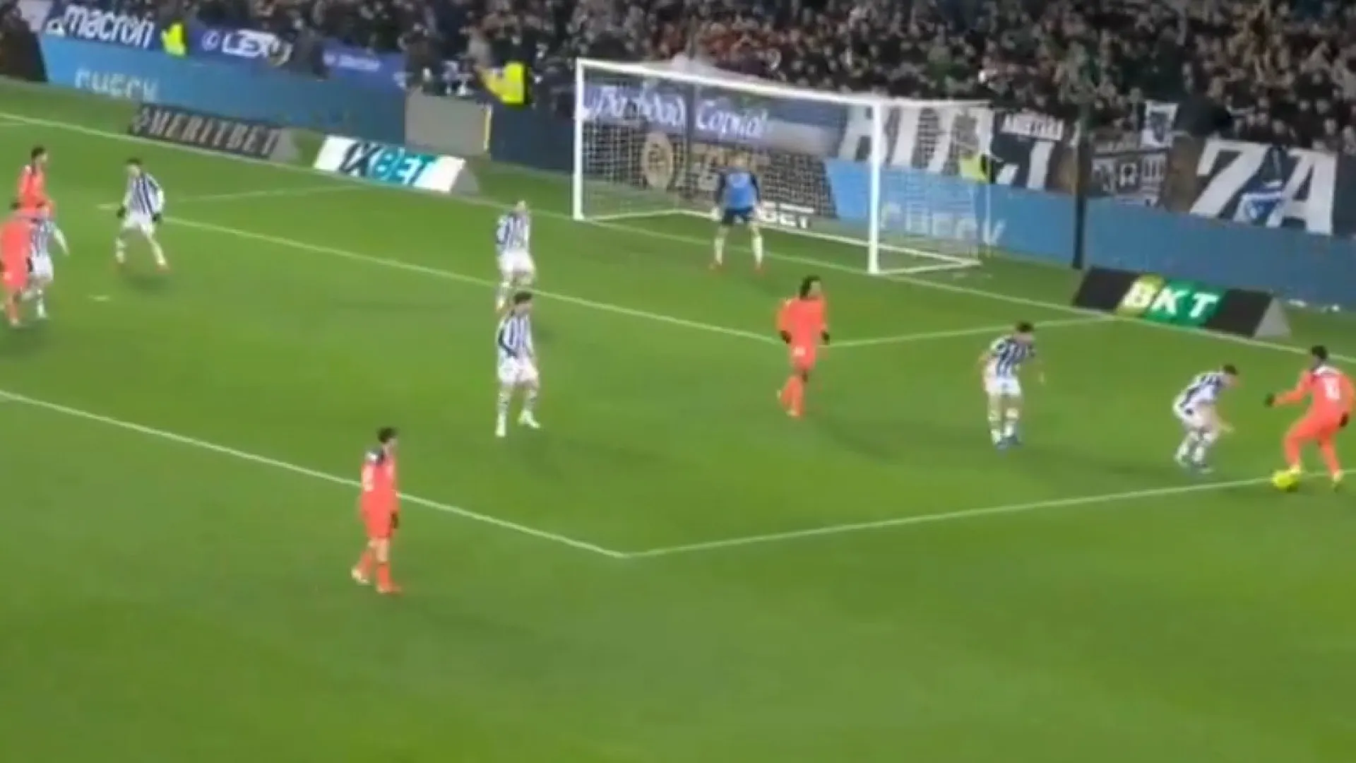 
                    Inacreditável. Golo de Yamal à Real Sociedad foi anulado... por isto
                