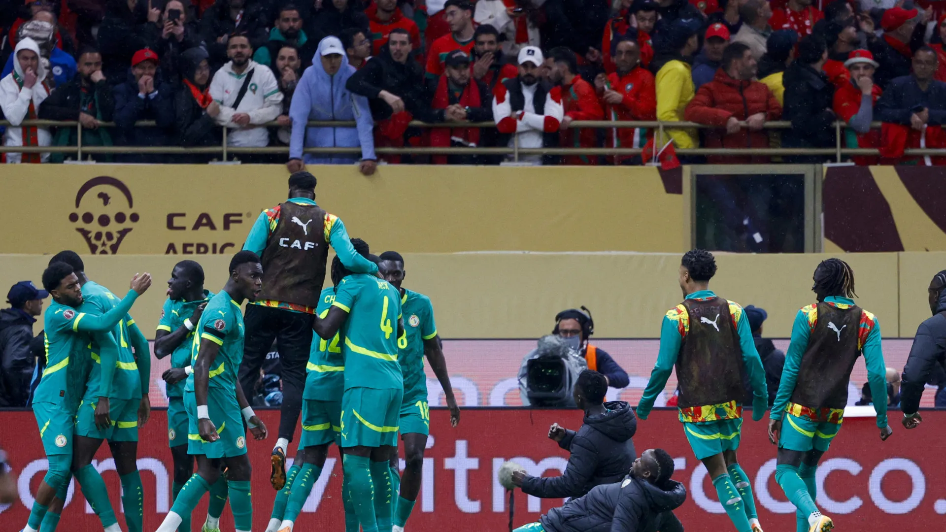 
                    Senegal finta polémica em Marrocos e conquista Taça das Nações Africanas
                