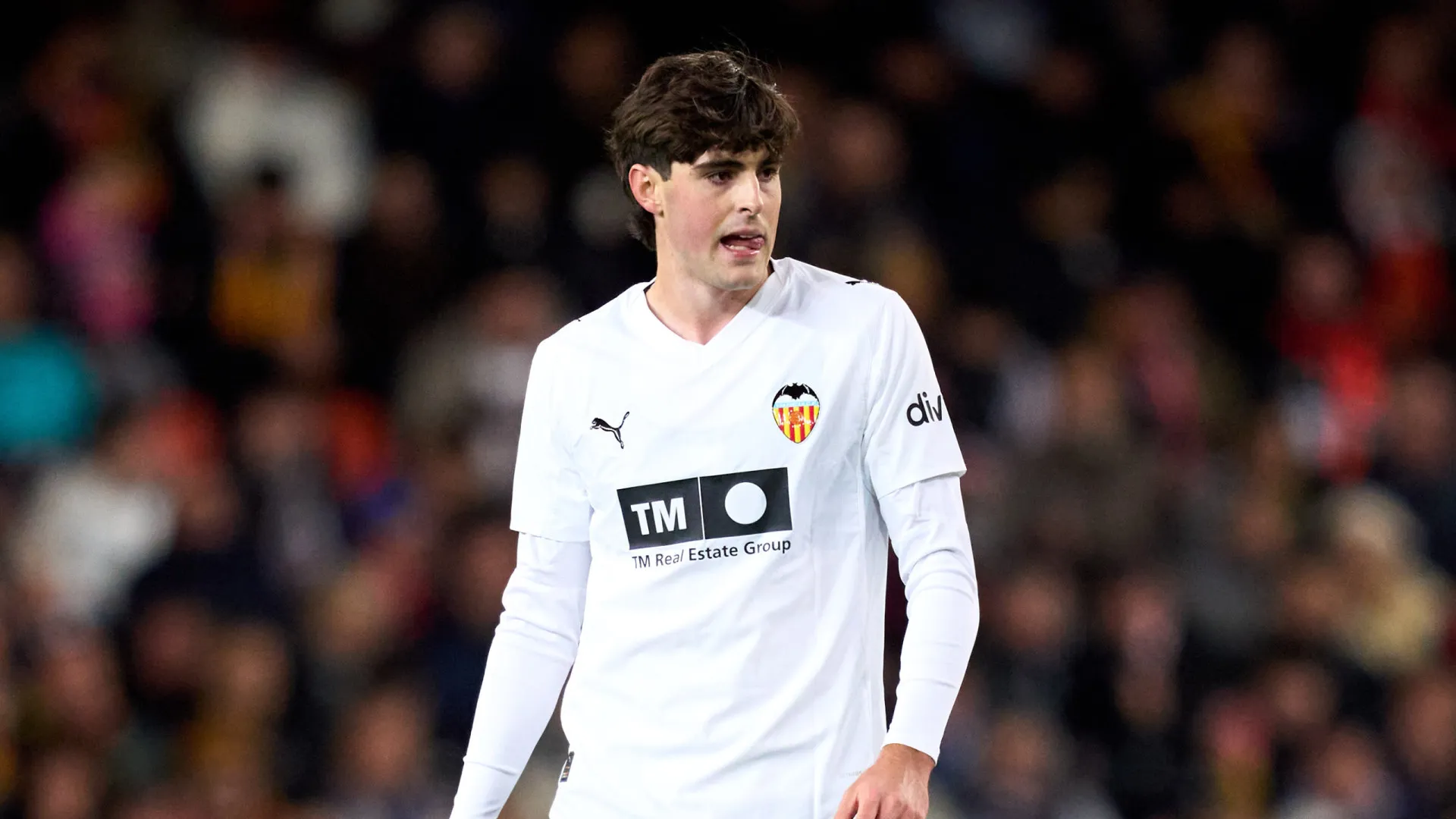 
                    Sporting e FC Porto disputam a contratação de Javi Guerra
                