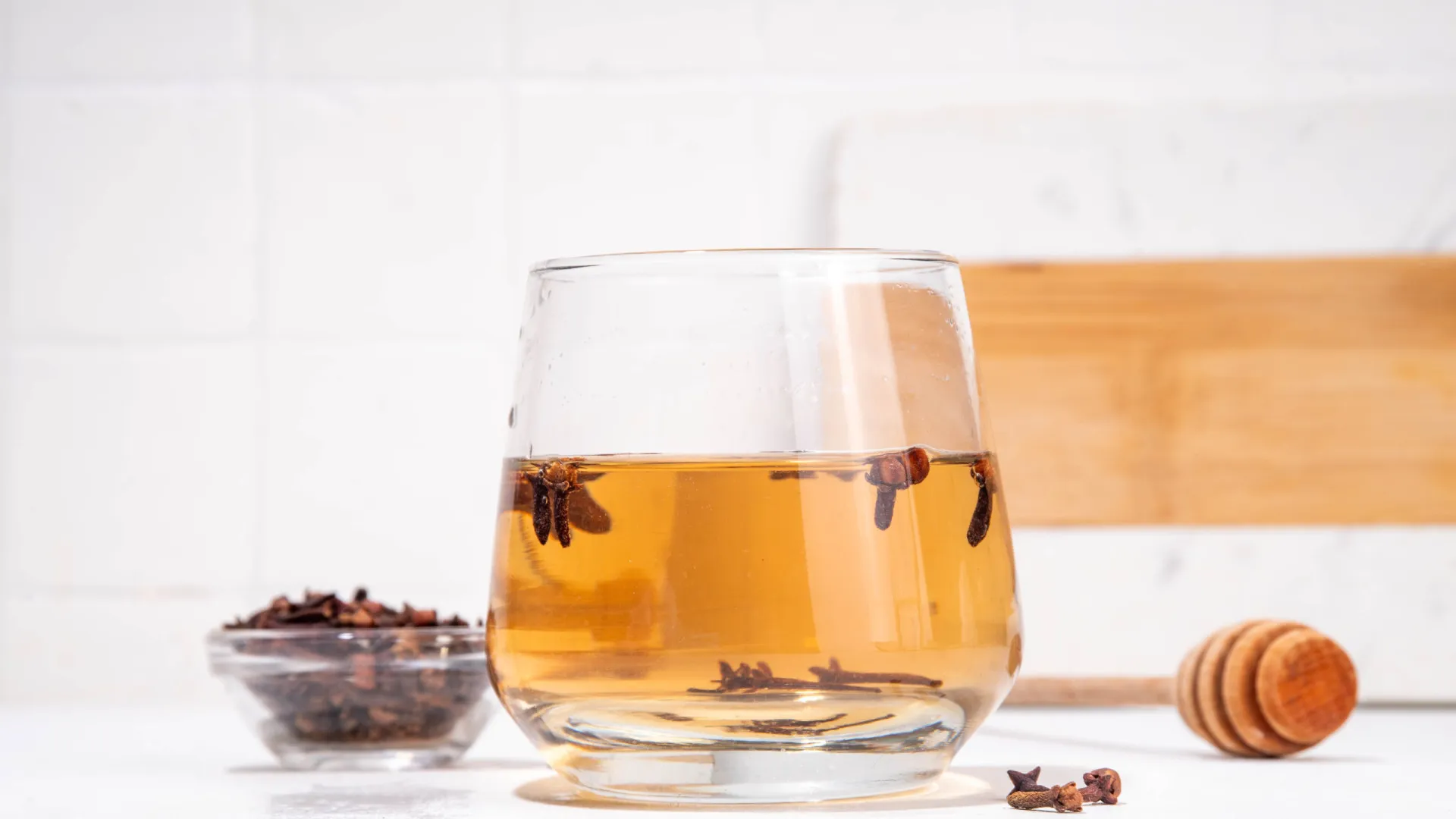 
                    A infusão barata que melhora o sono e reduz a inflamação em pouco tempo
                