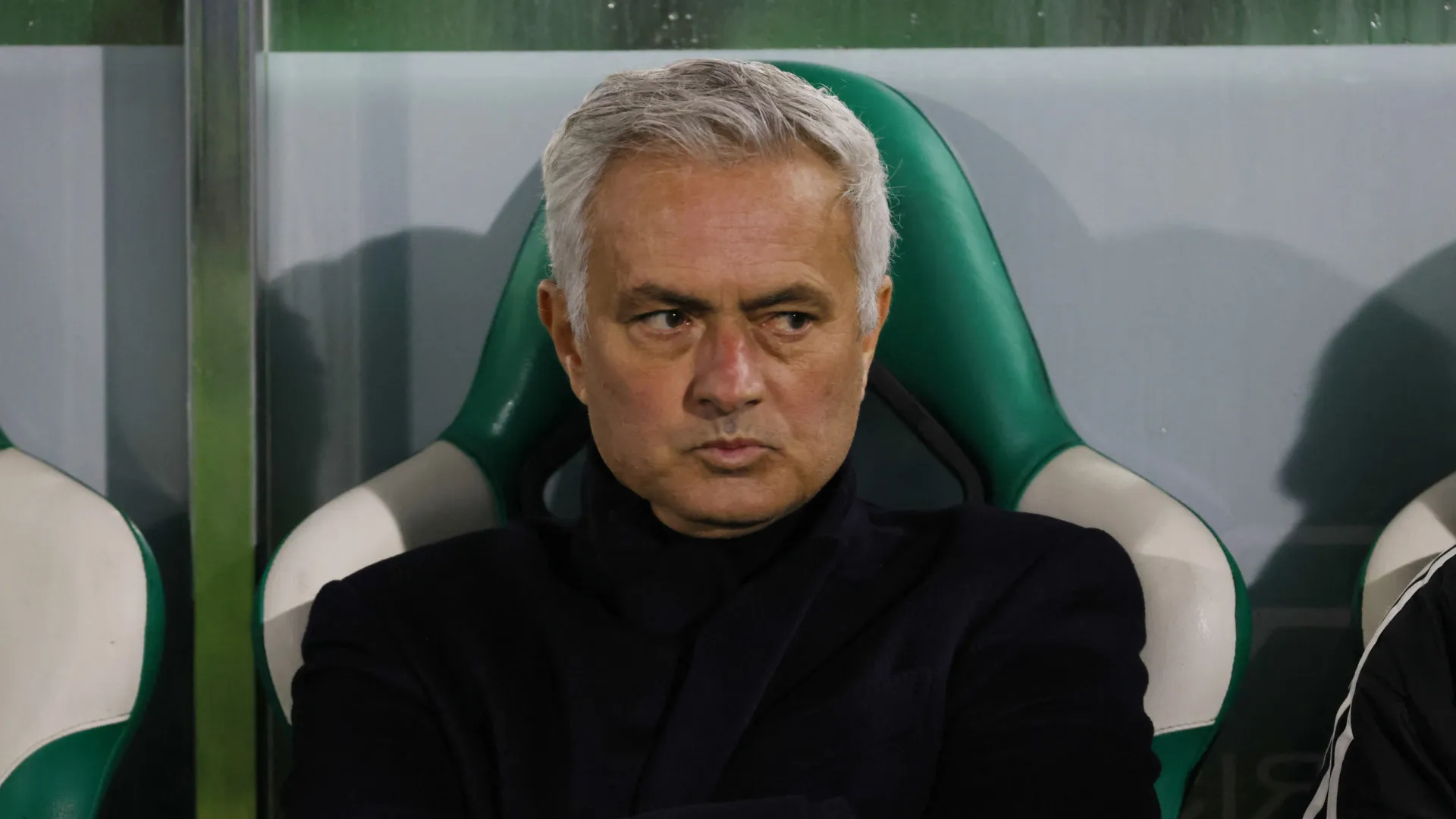 
                    Mourinho volta a Itália para 'afundar' Juventus à boleia do Benfica
                