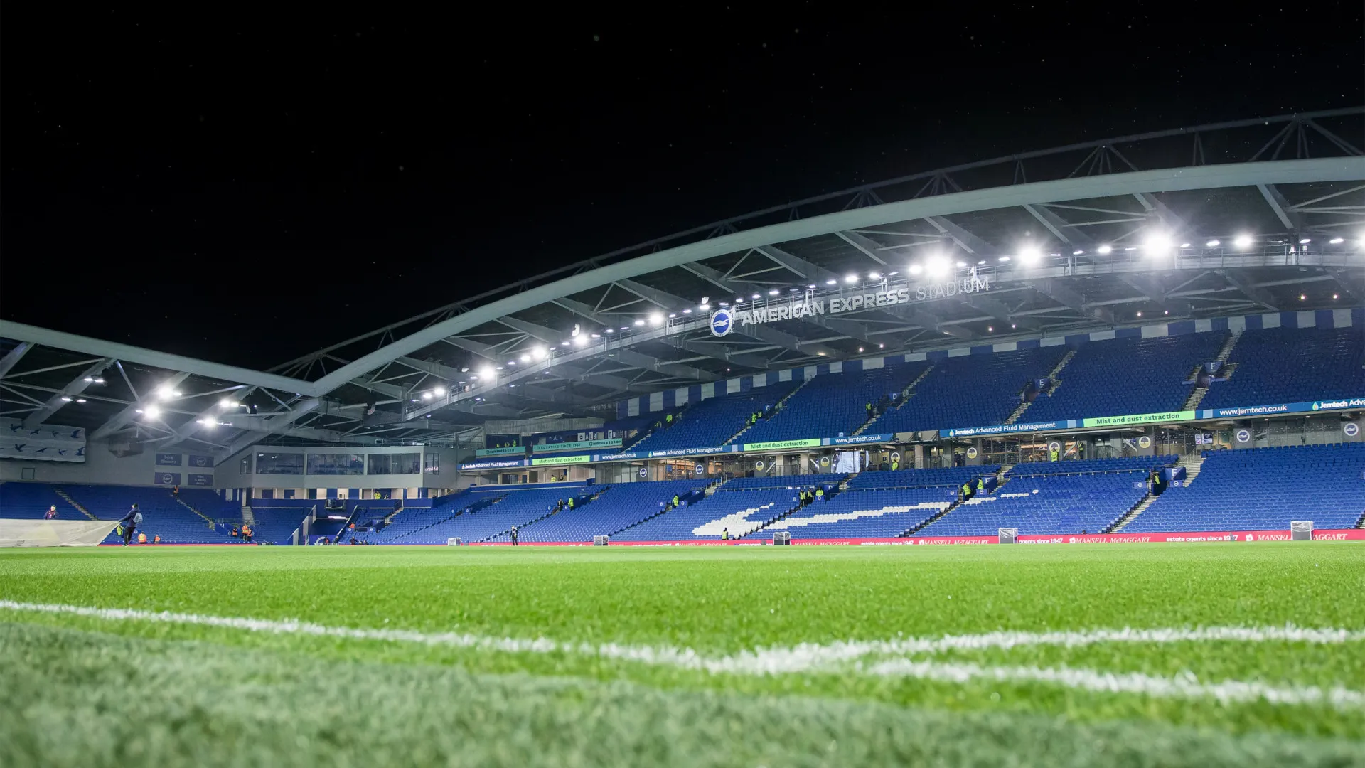 
                    EM DIRETO: Brighton e Bournemouth encerram a jornada em Inglaterra
                