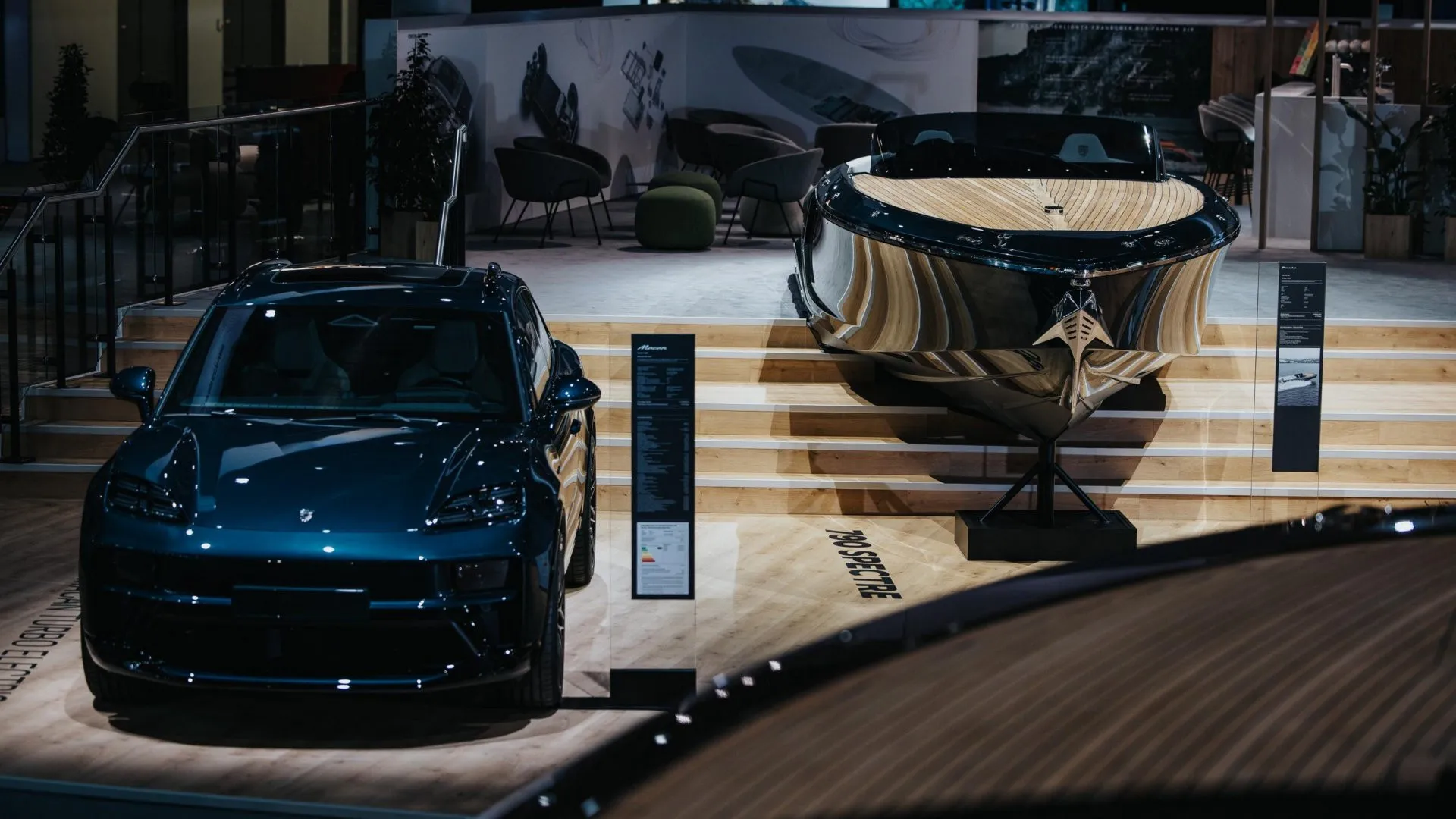 
                    Porsche Macan Turbo Concept Lago: Um conceito inspirado na náutica
                