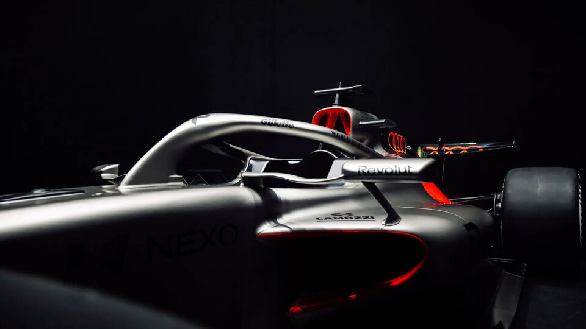 
                    Audi apresenta-se para a época de estreia na Fórmula 1
                