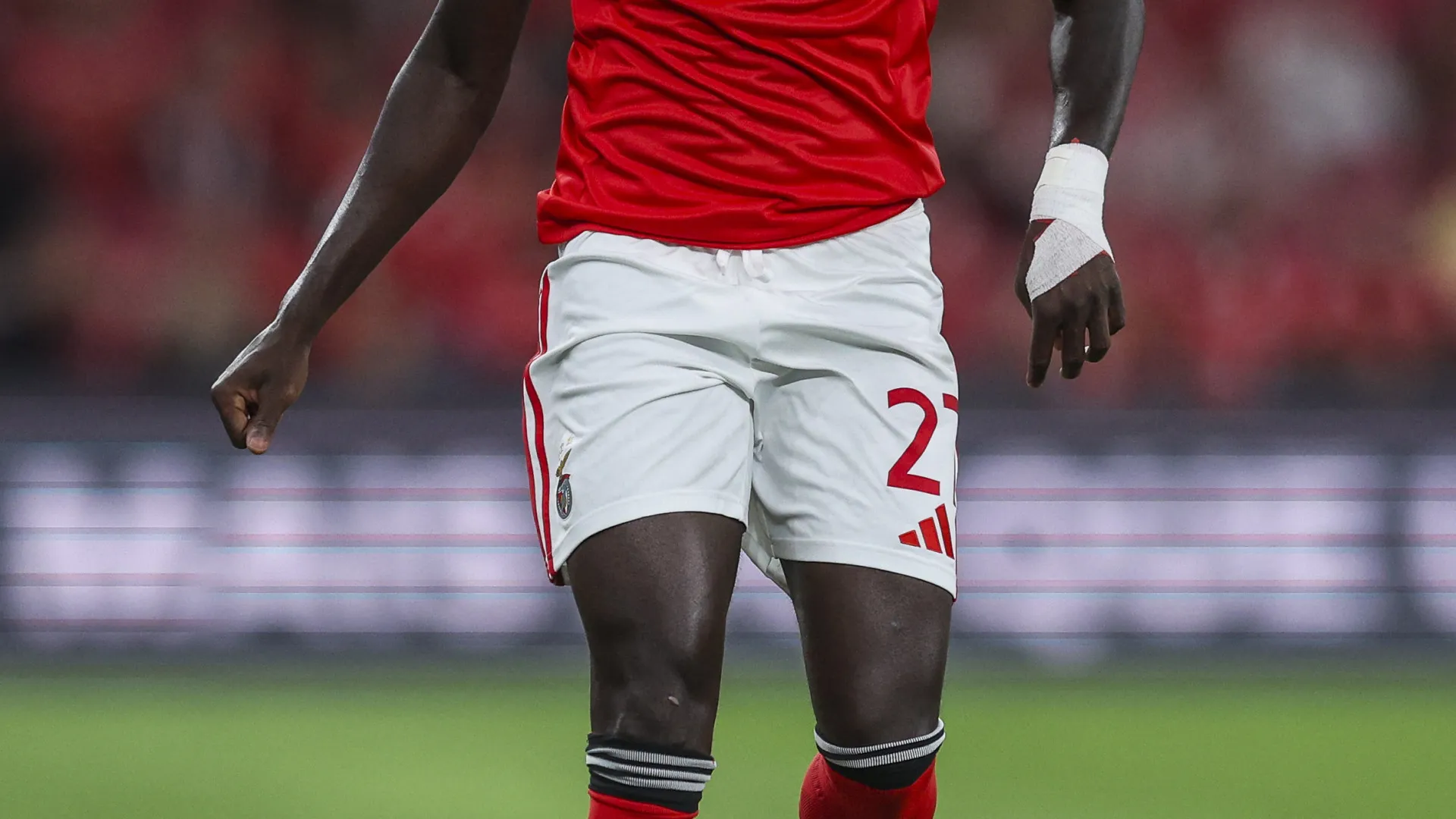 
                    Bruma pronto para ajudar Benfica: 