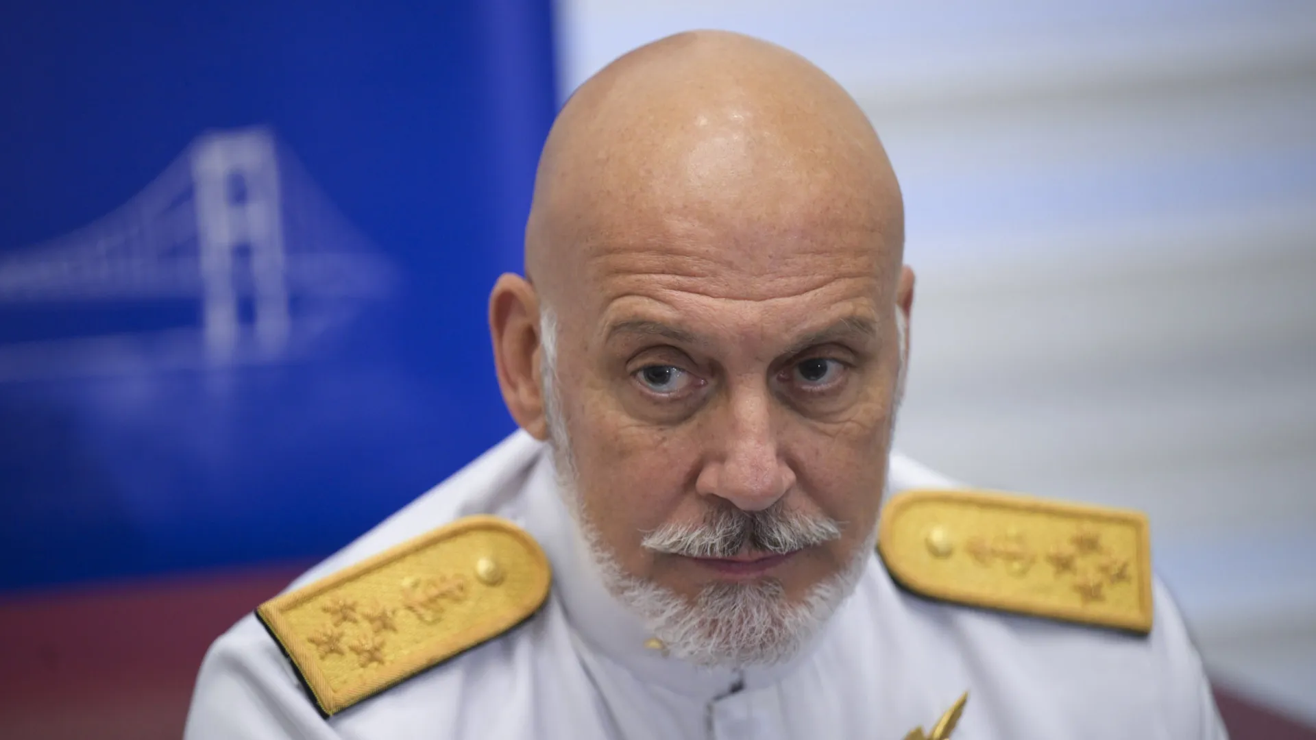 
                    Presidente militar da NATO: 