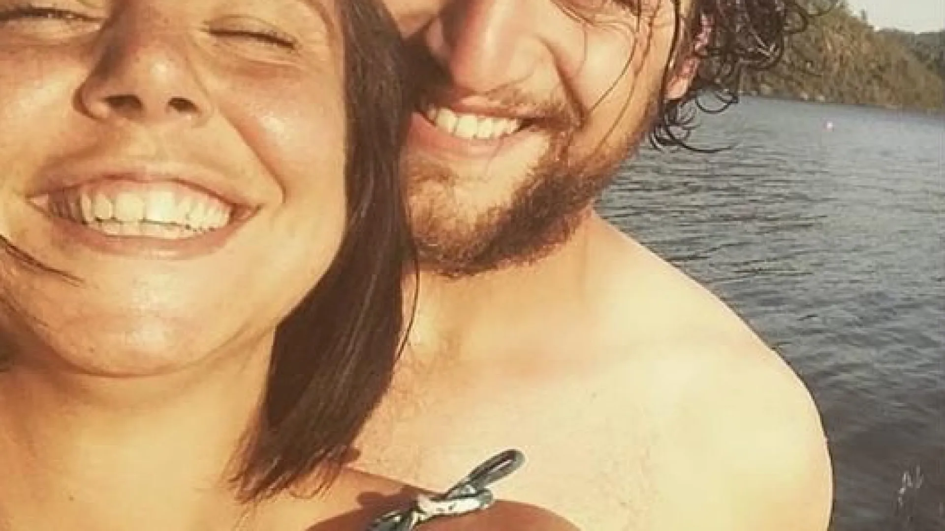 
                    9 meses depois do casamento, Sara Norte e o marido partem em lua de mel
                