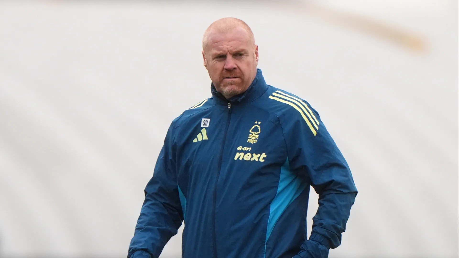 
                    Treinador do Nottingham recusa favoritos e revela baixa de Igor Jesus
                