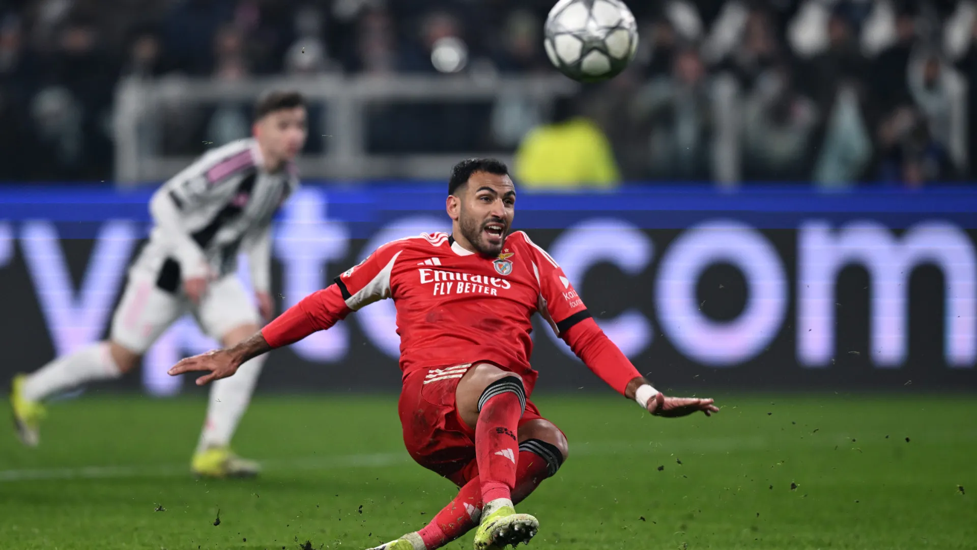 
                    Escorregadela de Pavlidis pode ter sido fatal para a época do Benfica
                