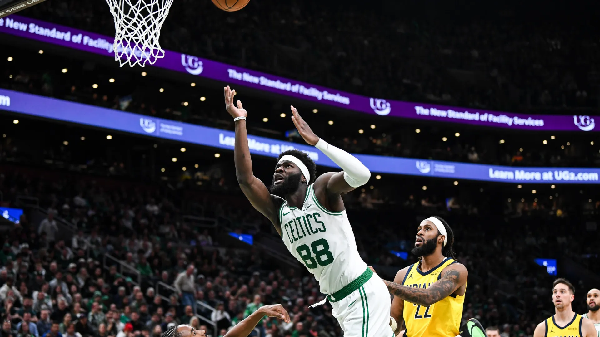 
                    Neemias Queta volta a 'voar' no passeio dos Celtics frente aos Pacers
                
