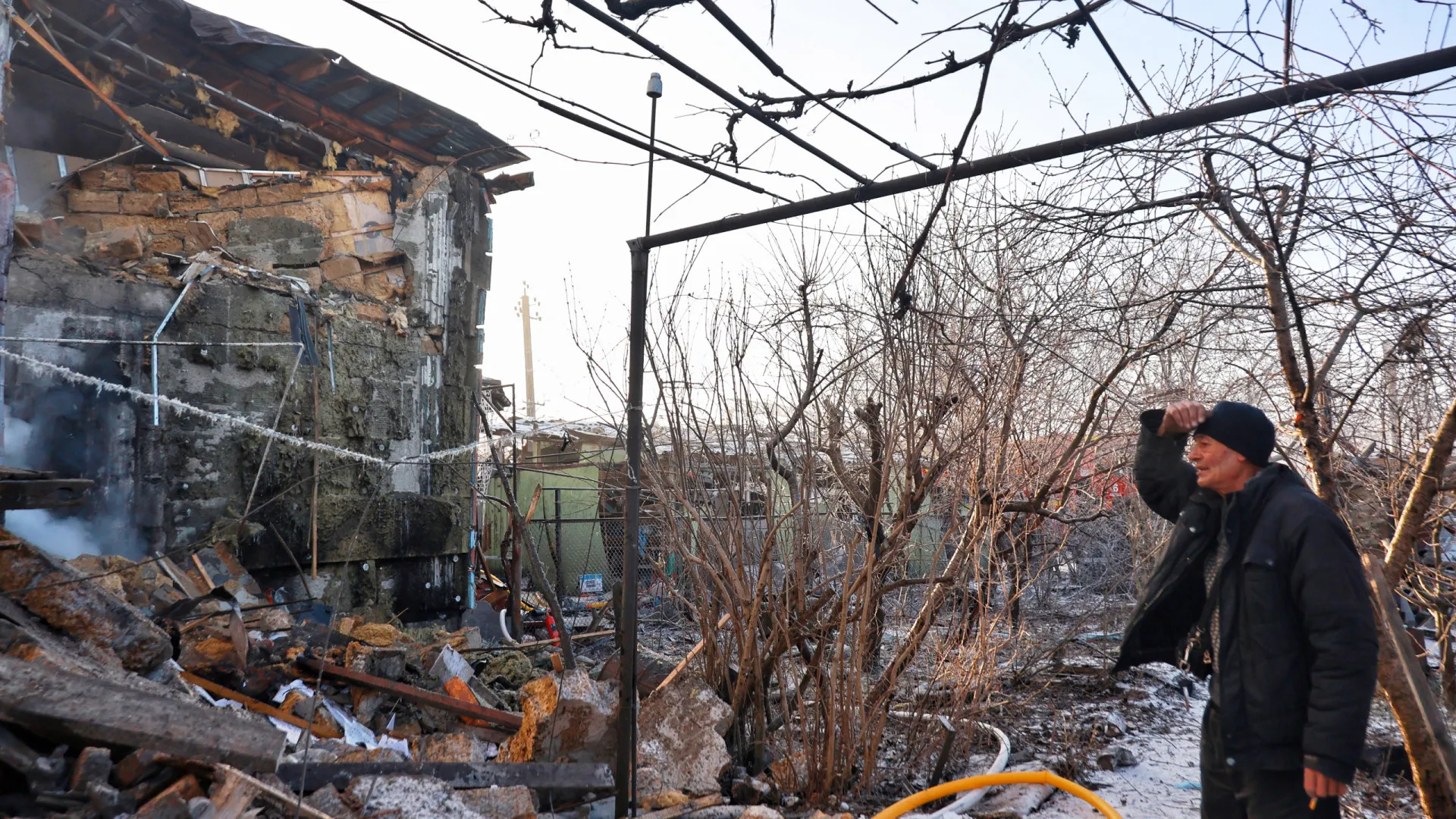 
                    EUA diz que paz está perto mas Ucrânia acusa Rússia de lançar 94 drones
                