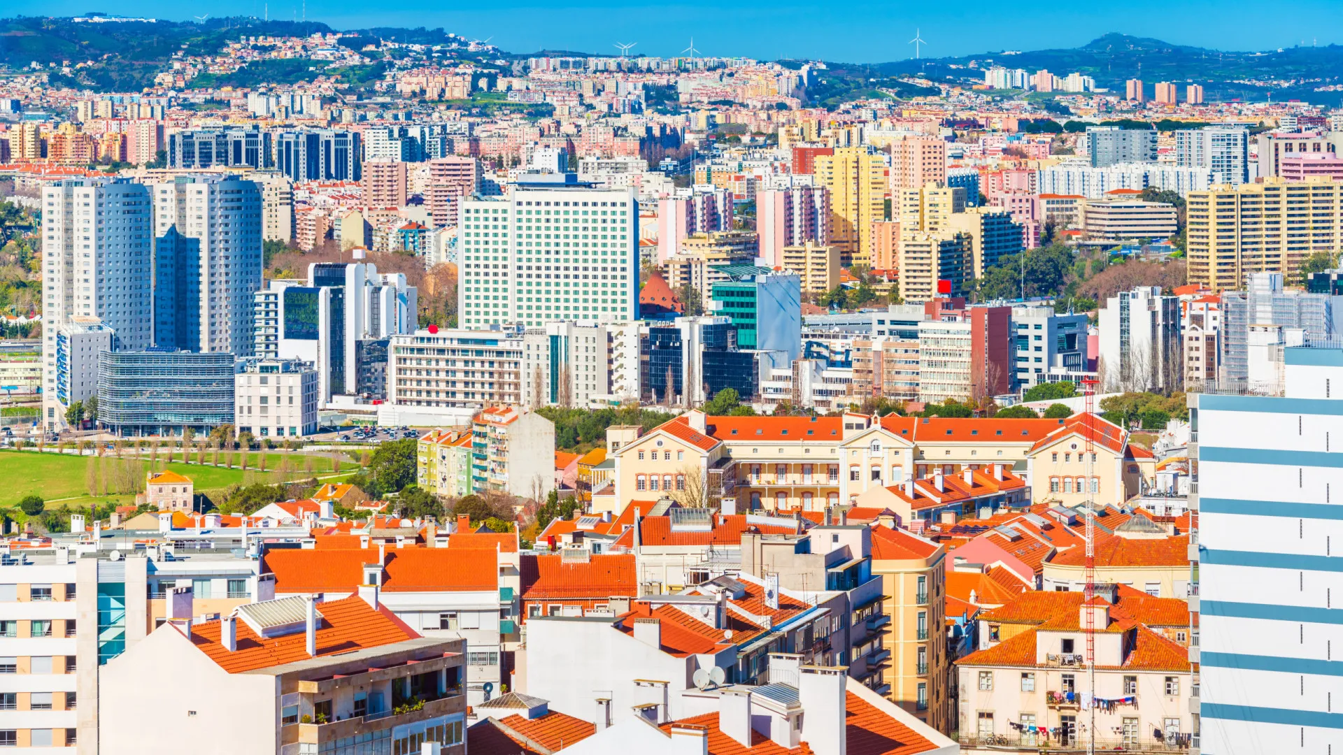 
                    Comprar casa em Portugal exige (em média) quase 30 anos de rendas
                