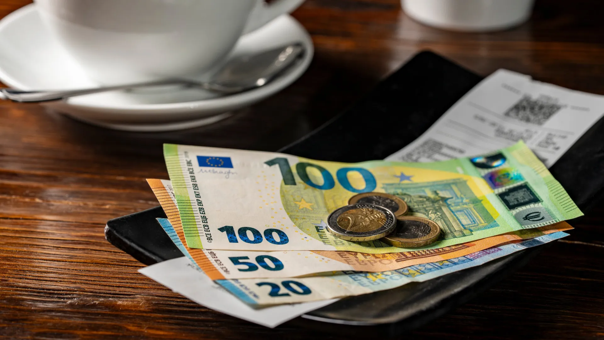 
                    Subsídio de refeição aumentou em 2026: Já sabe quanto vai receber?
                