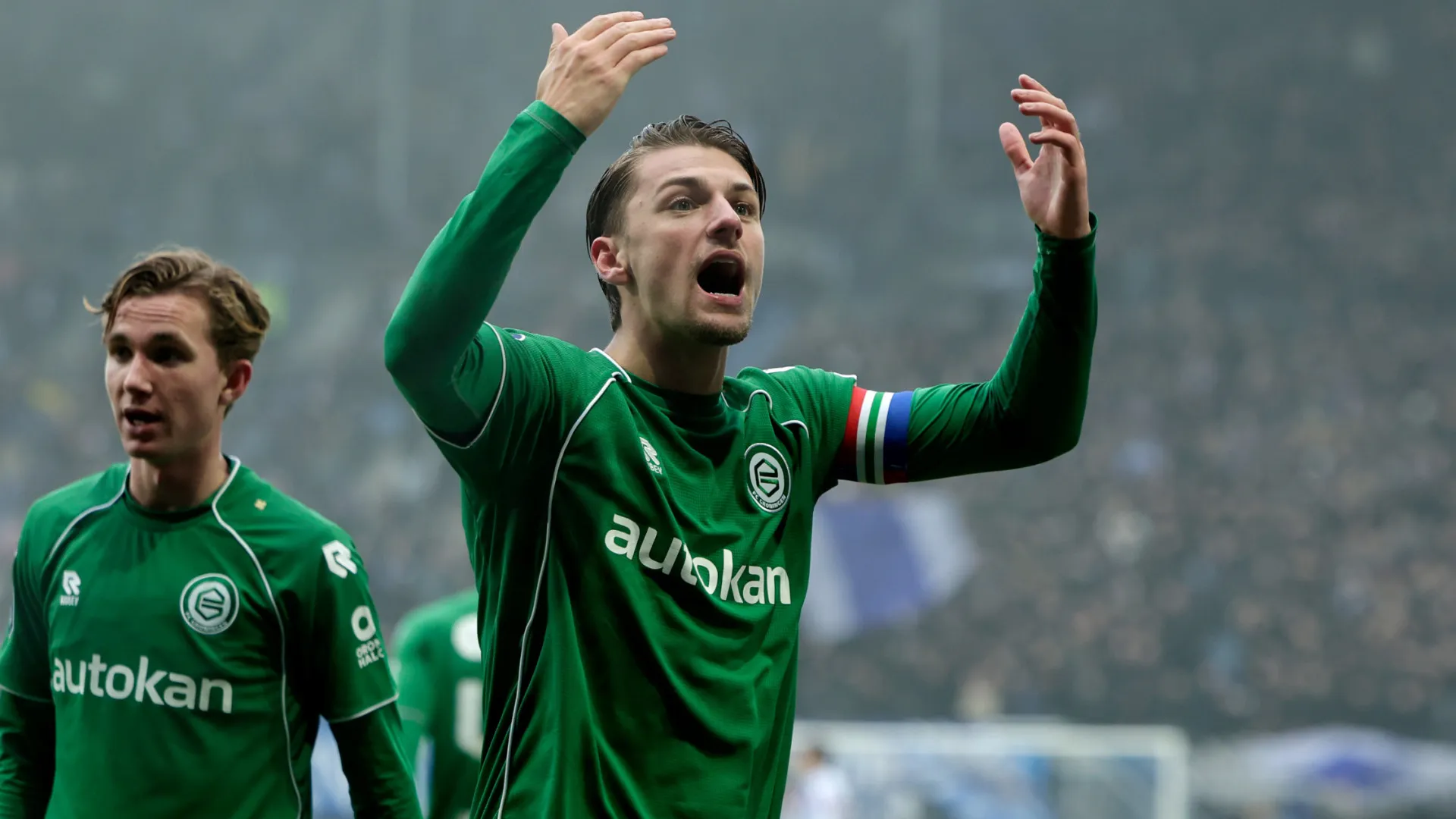 
                    'Agente' Mourinho convence Resink. Benfica perto de fechar novo reforço
                