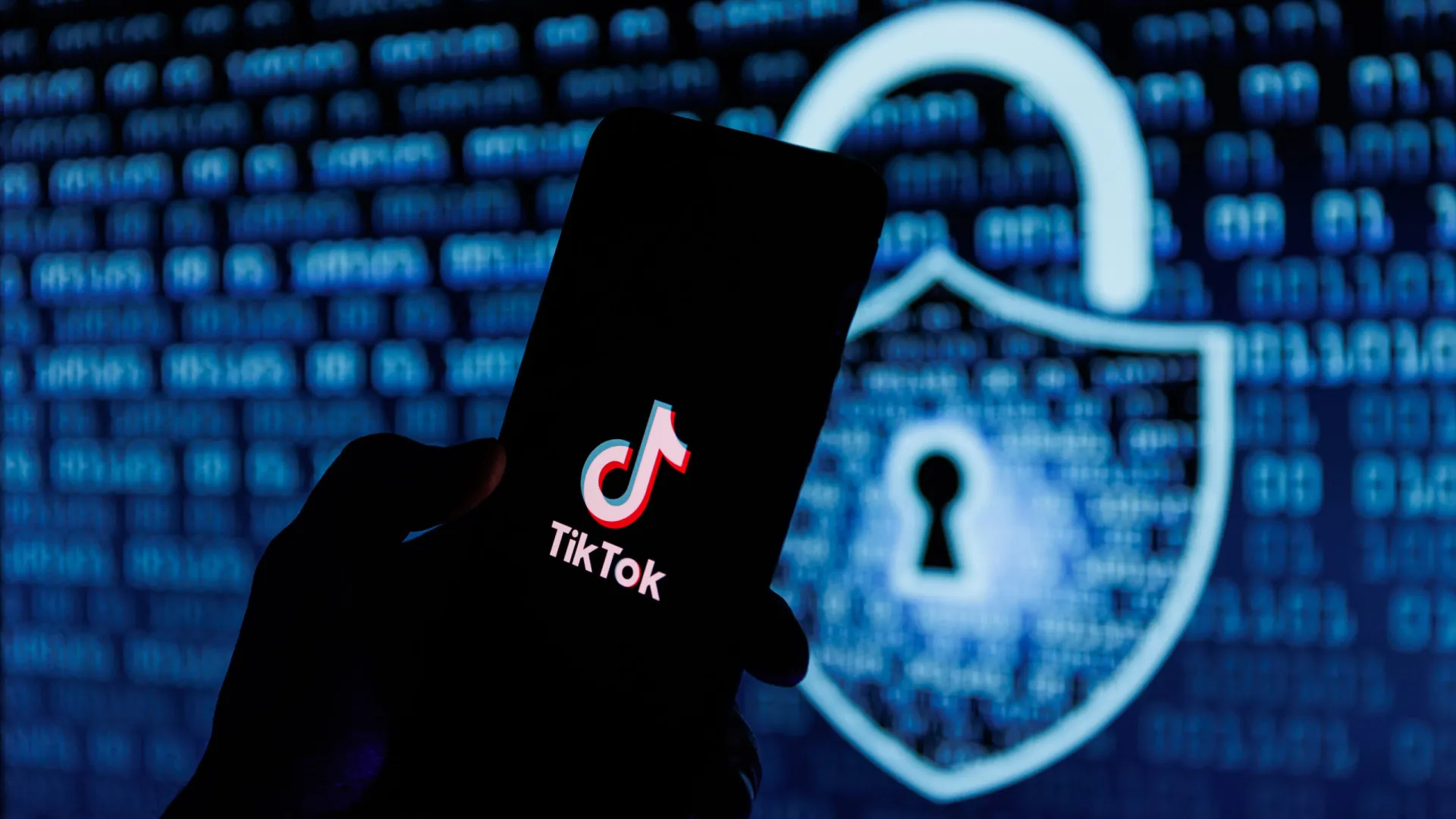 
                    Após evitar proibição, TikTok vai 