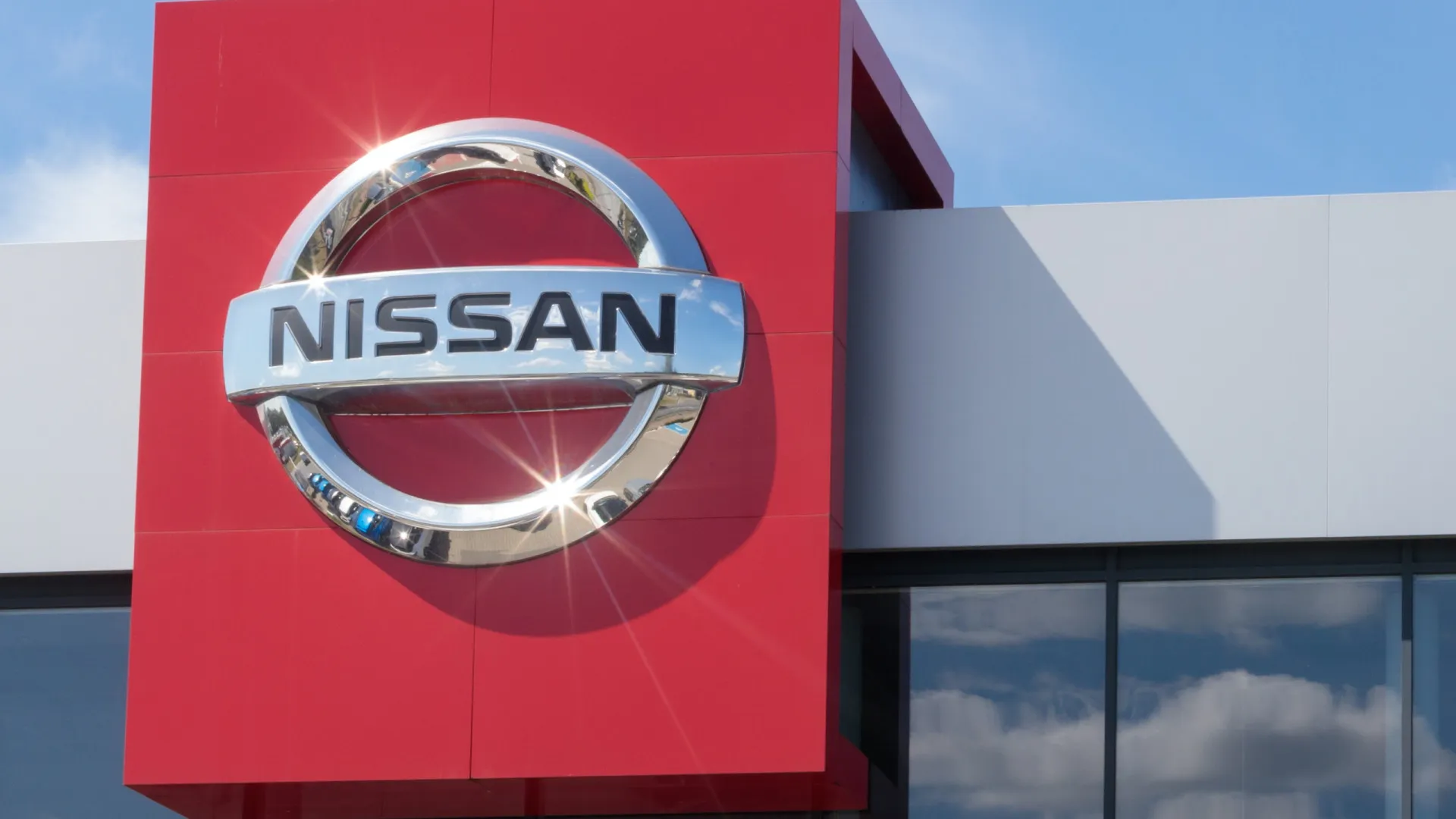 
                    Reestruturação continua: Nissan vende fábrica à chinesa Chery
                