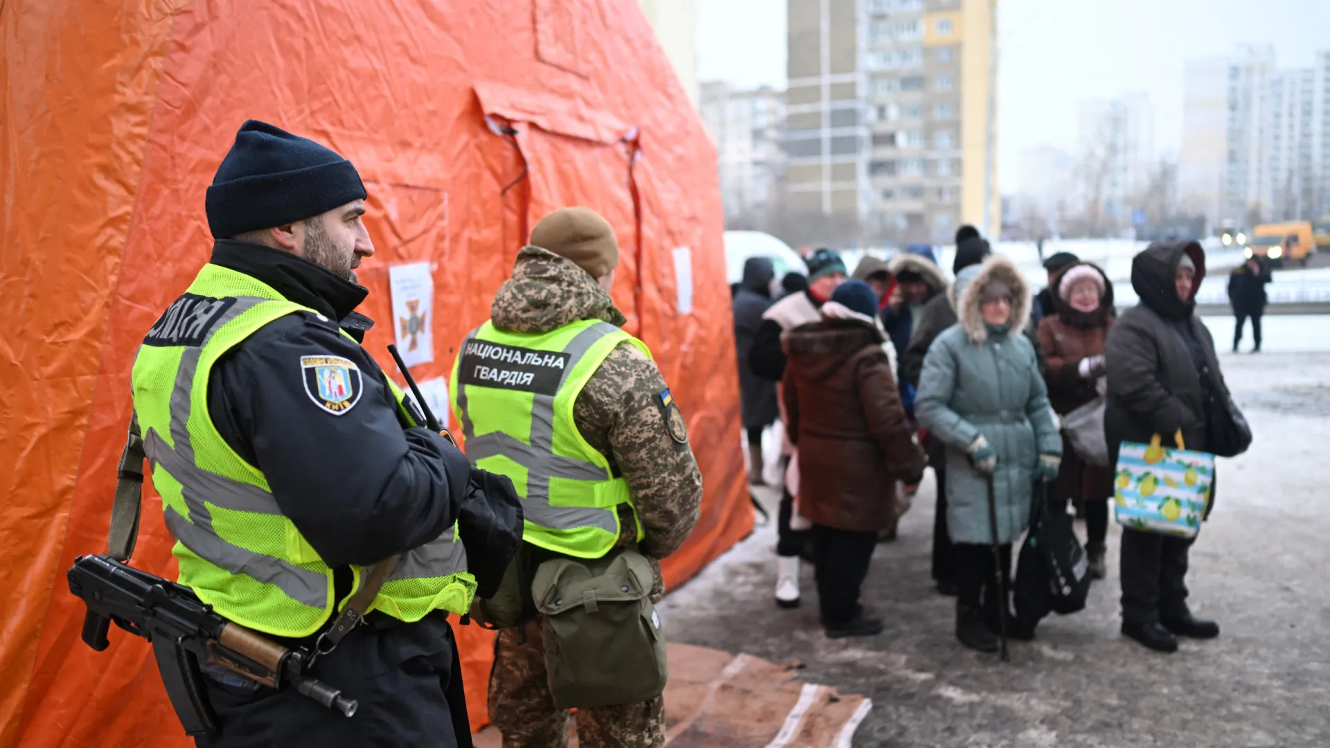 
                    Ucrânia, Rússia e EUA terminam 1.ª ronda de negociações: O que se discute
                