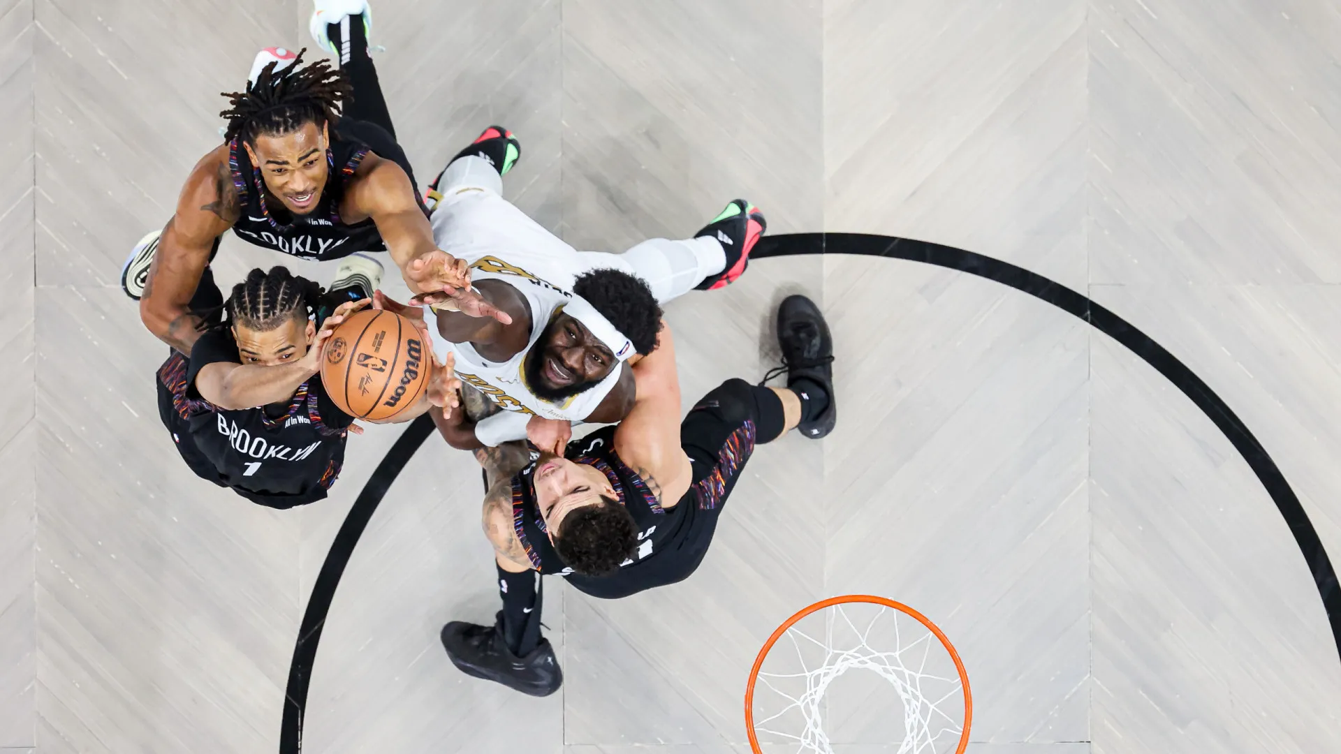 
                    Vitória serena sofrimento de Boston Celtics... e Neemias Queta
                