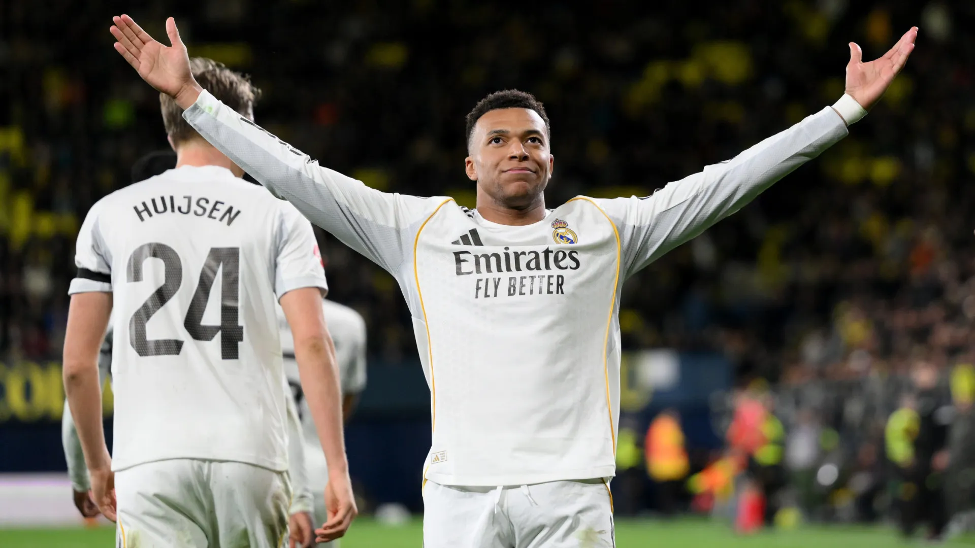 
                    Atenção, Benfica. Real Madrid bate Villarreal com bis de Kylian Mbappé
                