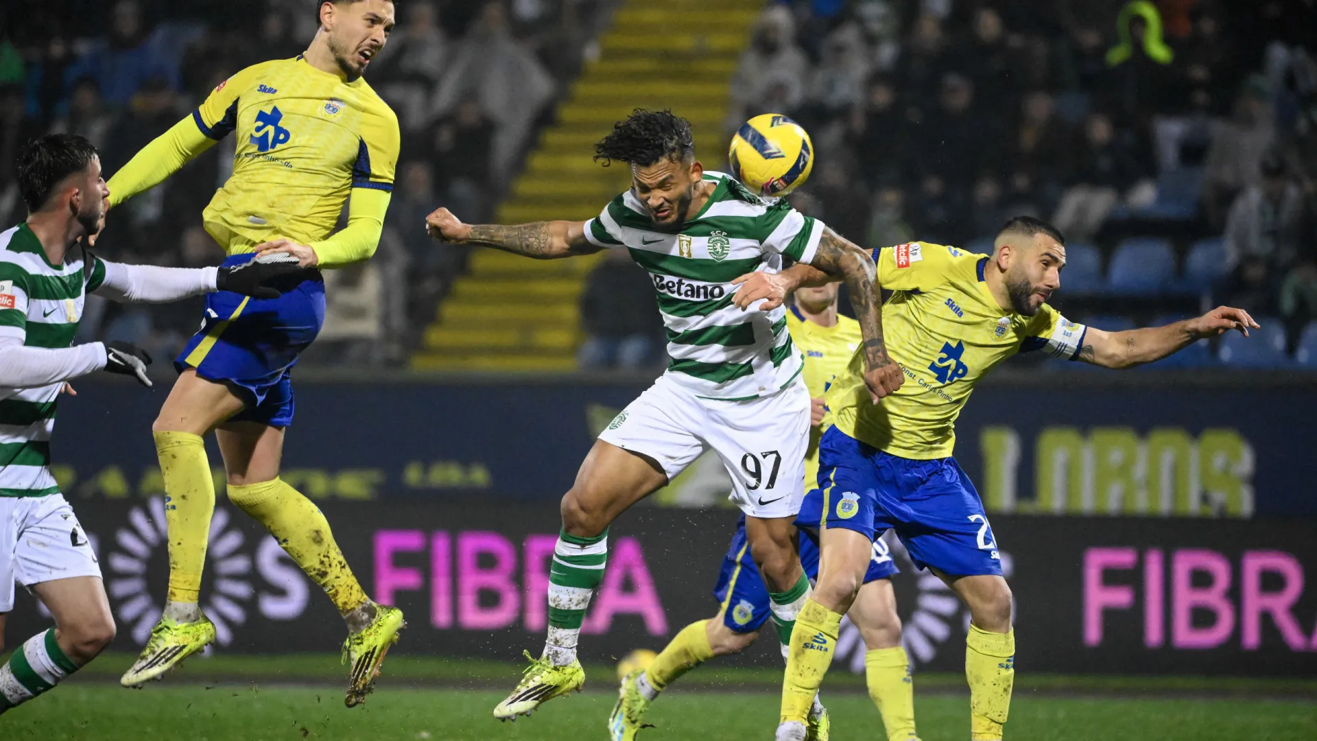 
                    Arouca-Sporting teve mais 1' do que devia? O que explica golo de Suárez
                