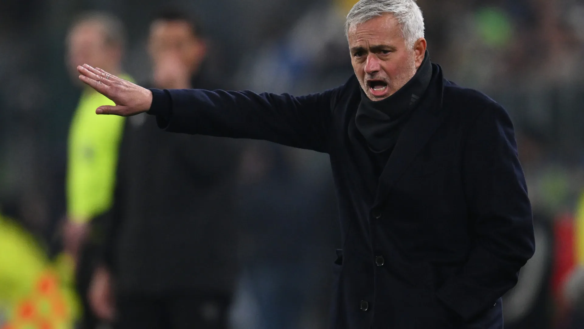 
                    José Mourinho surpreende. O onze inicial do Benfica na visita ao Tondela
                