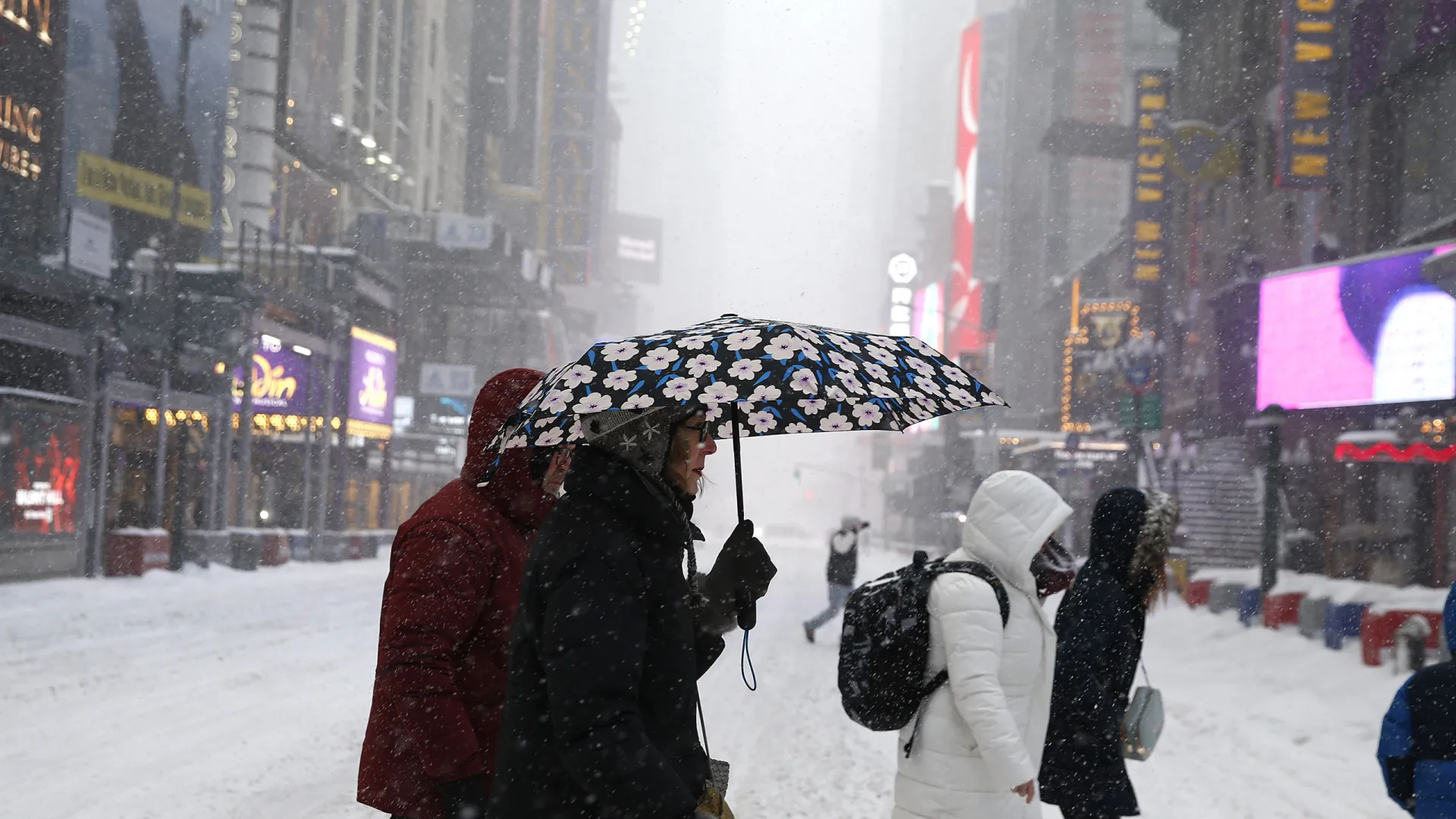 
                    Pelo menos 5 pessoas morreram de hipotermia devido a tempestade nos EUA
                