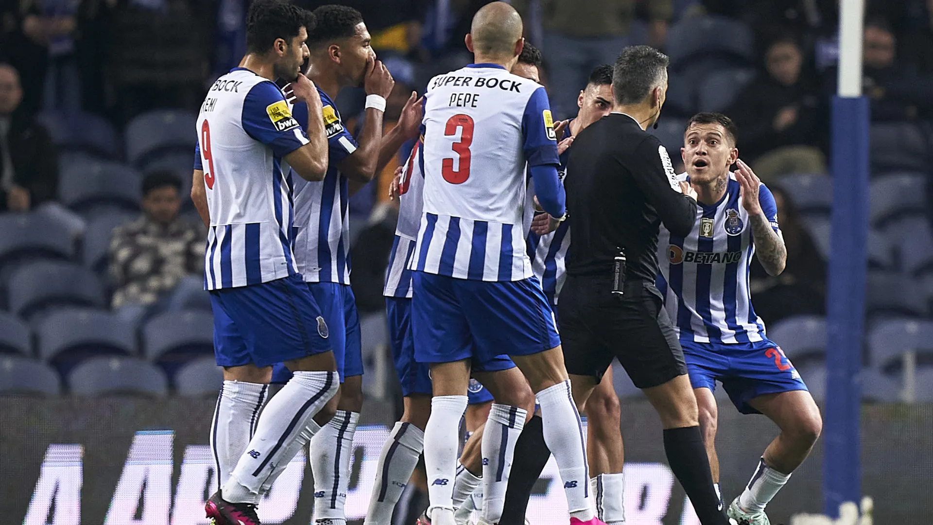 
                    Eis o onze do FC Porto na última derrota no Dragão frente ao Gil Vicente
                