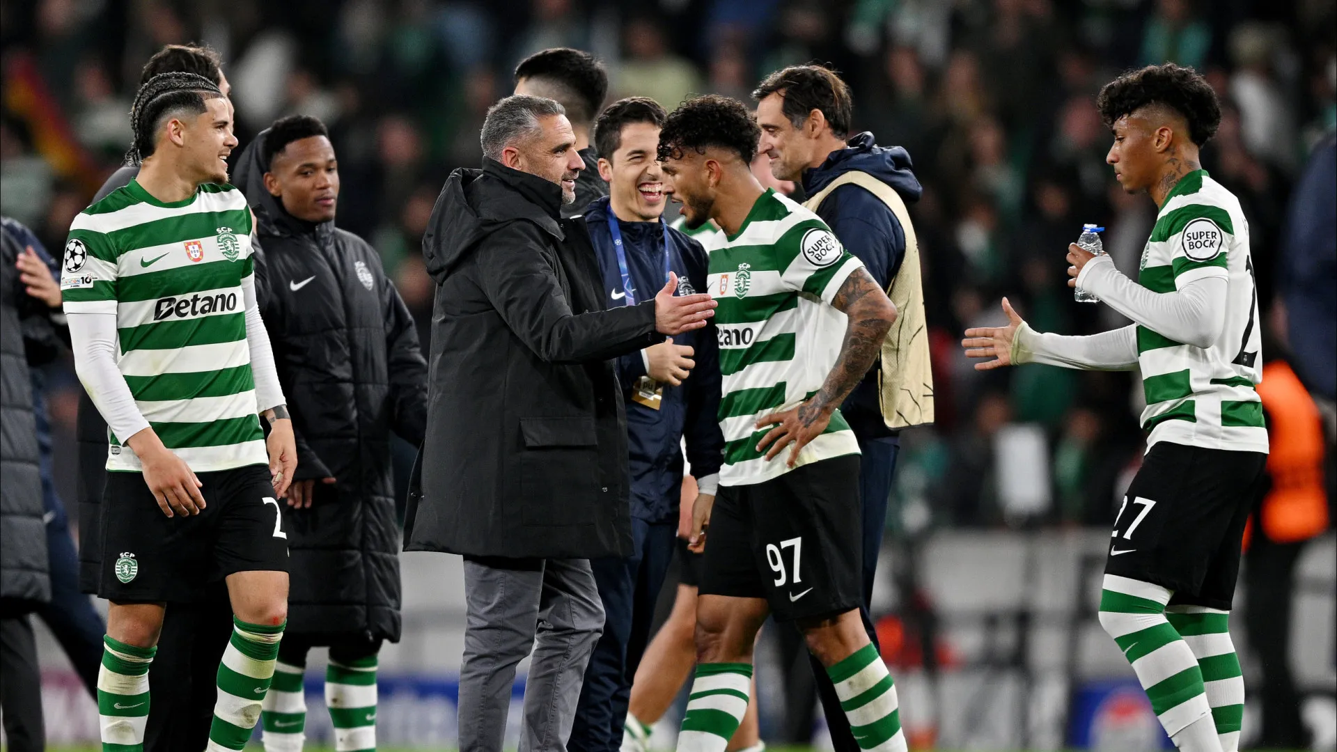 
                    Sporting joga 11 milhões de euros perante pesadelo de tom... 'rojo'
                