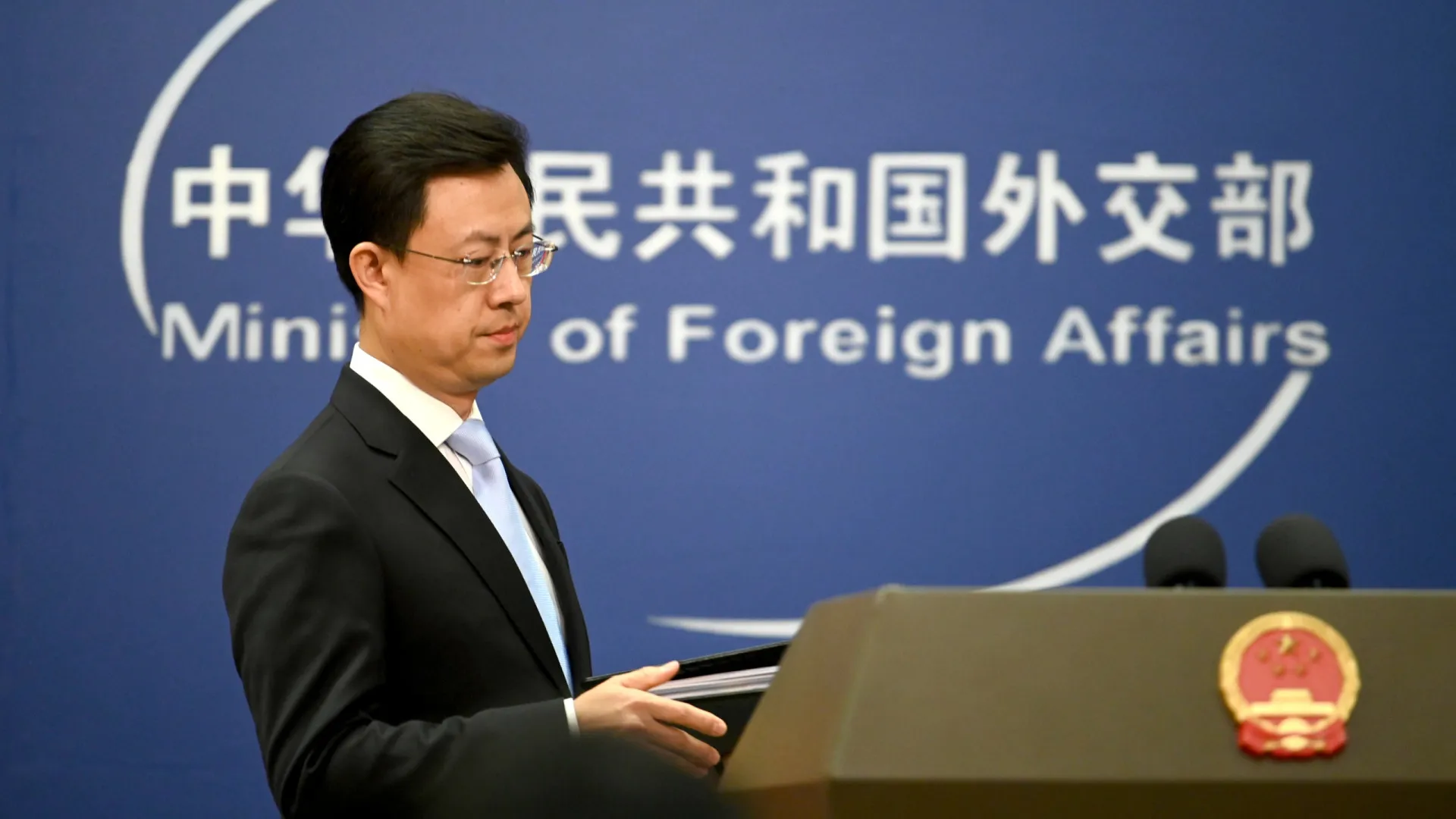 
                    China promete manter apoio a Cuba 