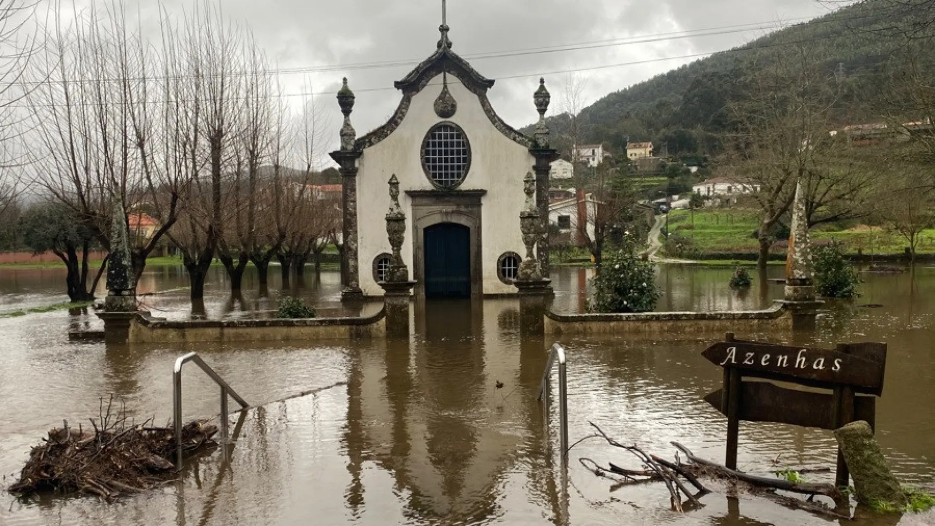 
                    Autarquia e pescadores de Caminha pedem 
