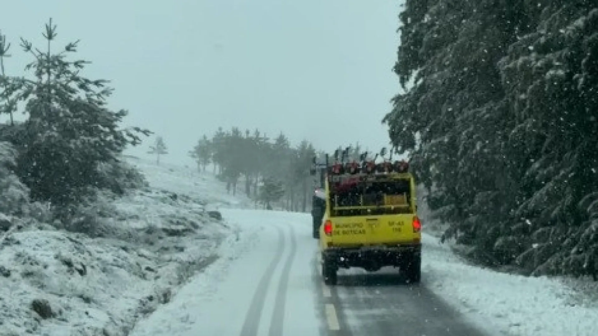
                    Joseph trouxe chuva, neve, agitação. As imagens do mau tempo em Portugal
                