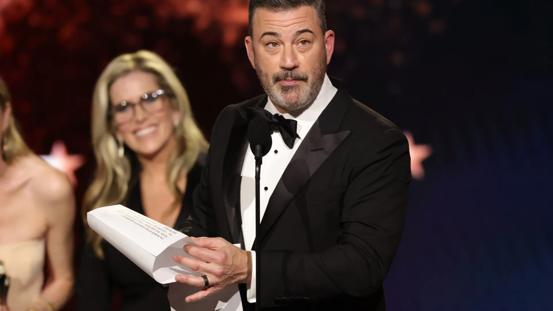 
                    Alex Pretti? Jimmy Kimmel emociona-se: 