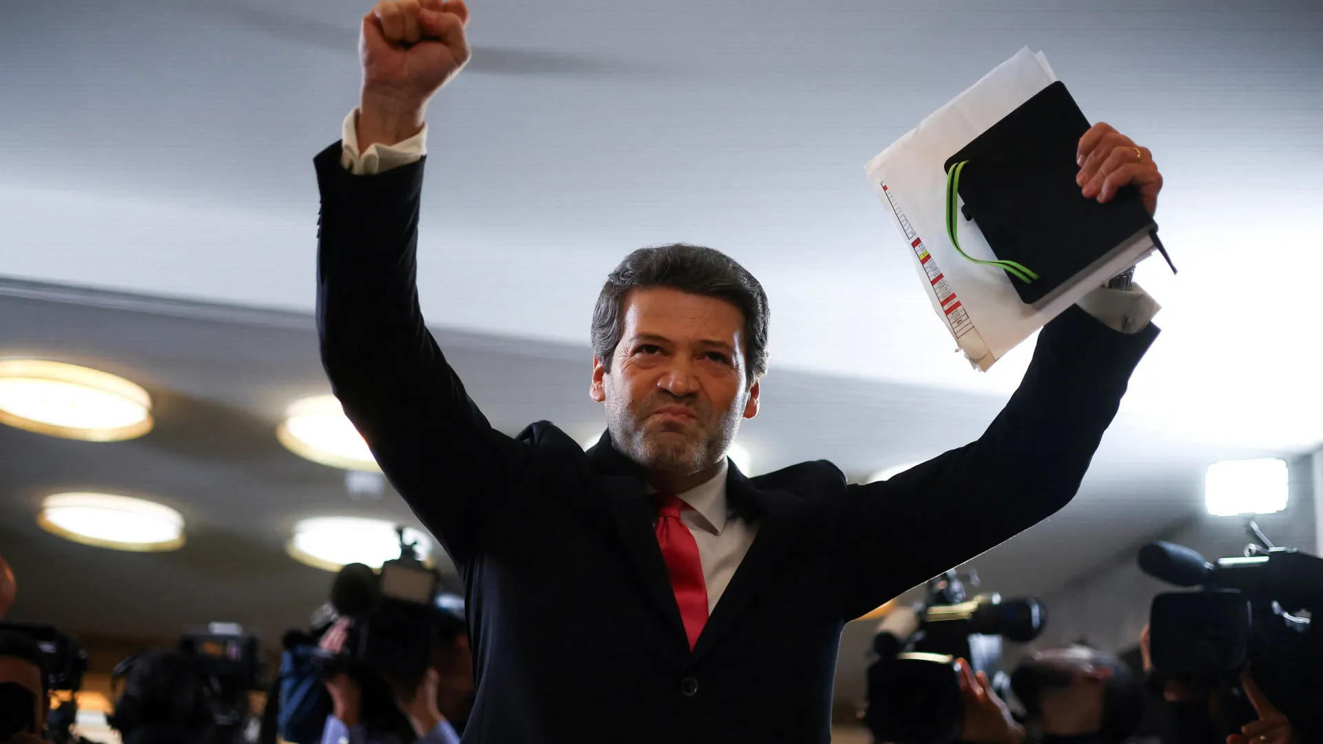 
                    ADN declara apoio a André Ventura na segunda volta das Presidenciais 
                