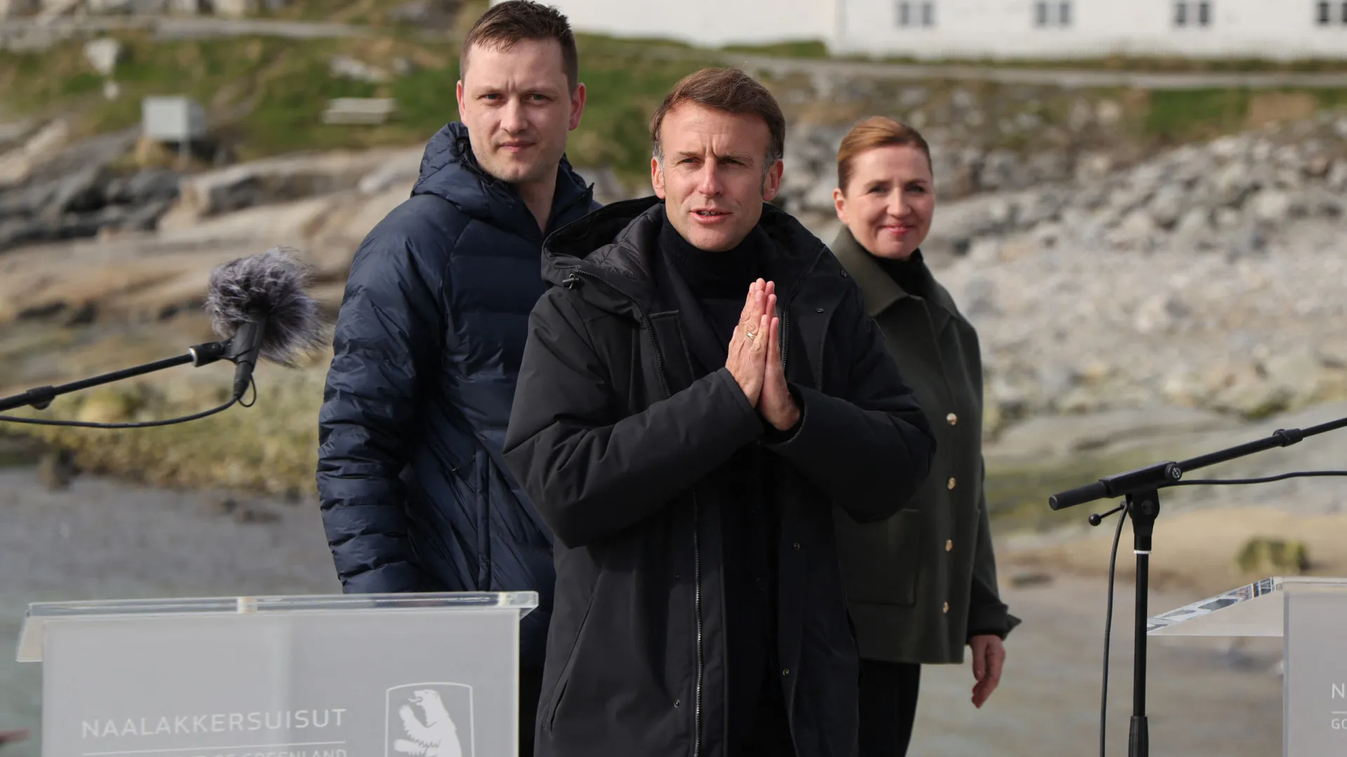 
                    Macron recebe Mette Frederiksen e Jens Frederik Nielsen na quarta-feira
                