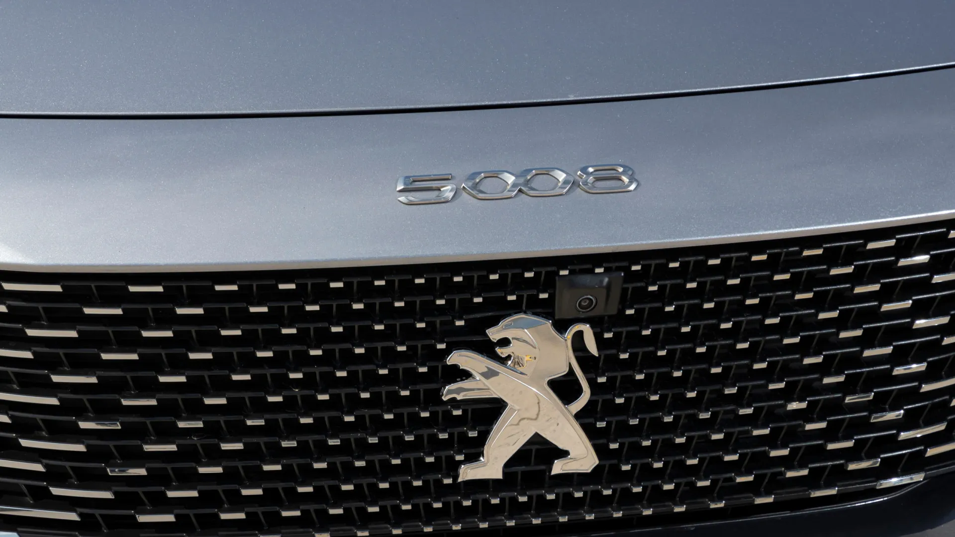 
                    Um novo Peugeot topo de gama? 