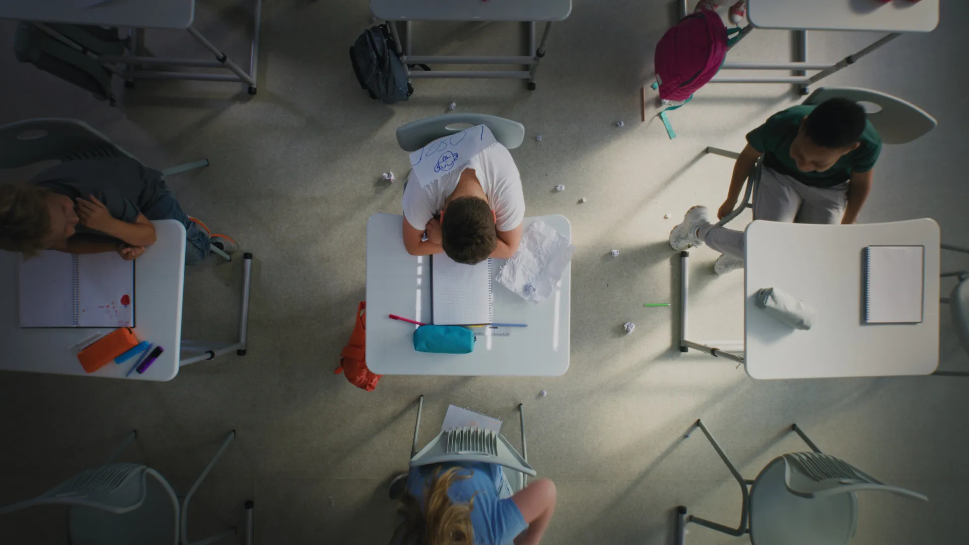 
                    O meu filho foi agredido na escola: O que posso fazer?
                