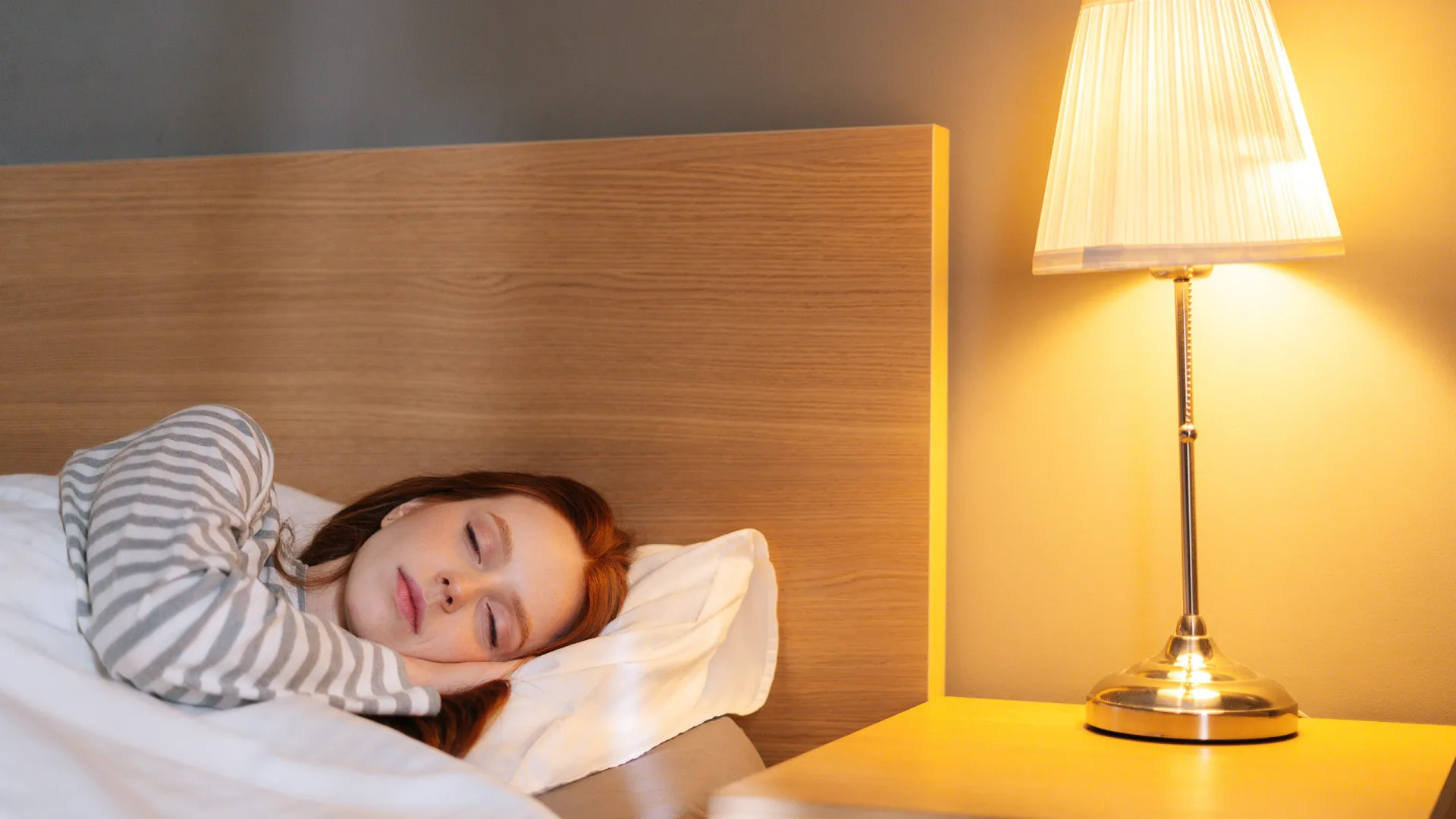 
                    Dormir com luzes acesas pode ser um perigo para a saúde do coração
                